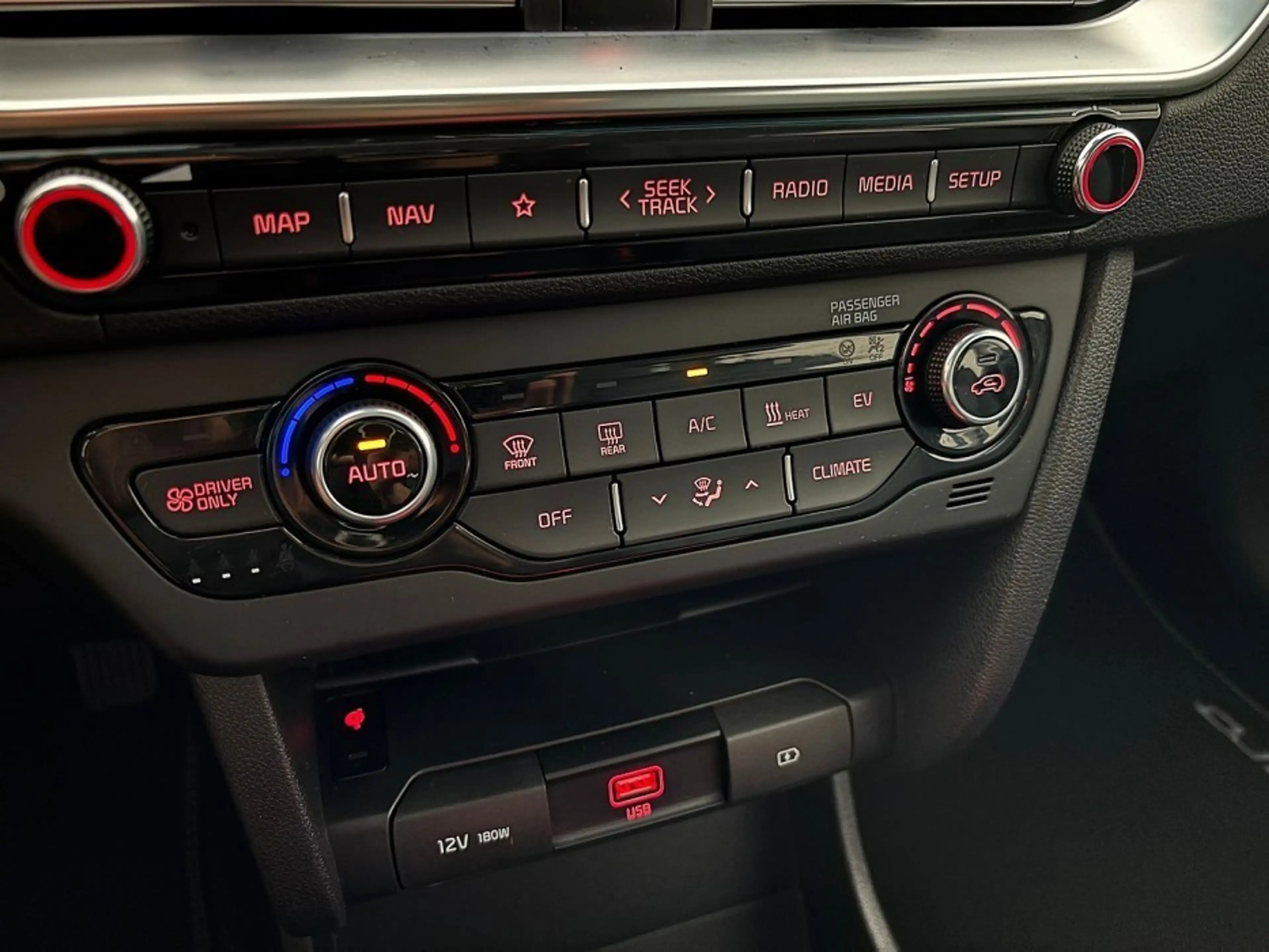 Kia e-Niro Edition 64 kWh | NAVI | CAMERA | Half LEDER — photo 7