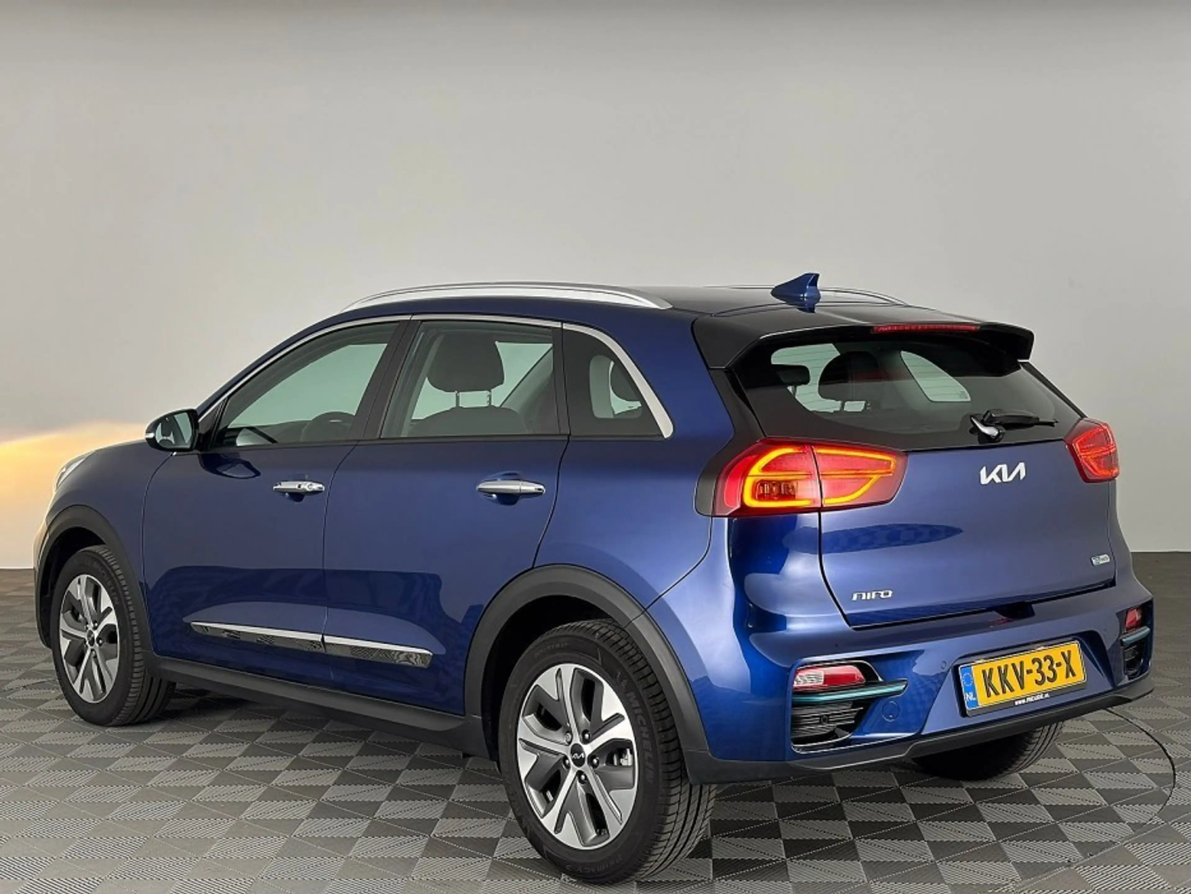 Kia e-Niro Edition 64 kWh | NAVI | CAMERA | Half LEDER — photo 2
