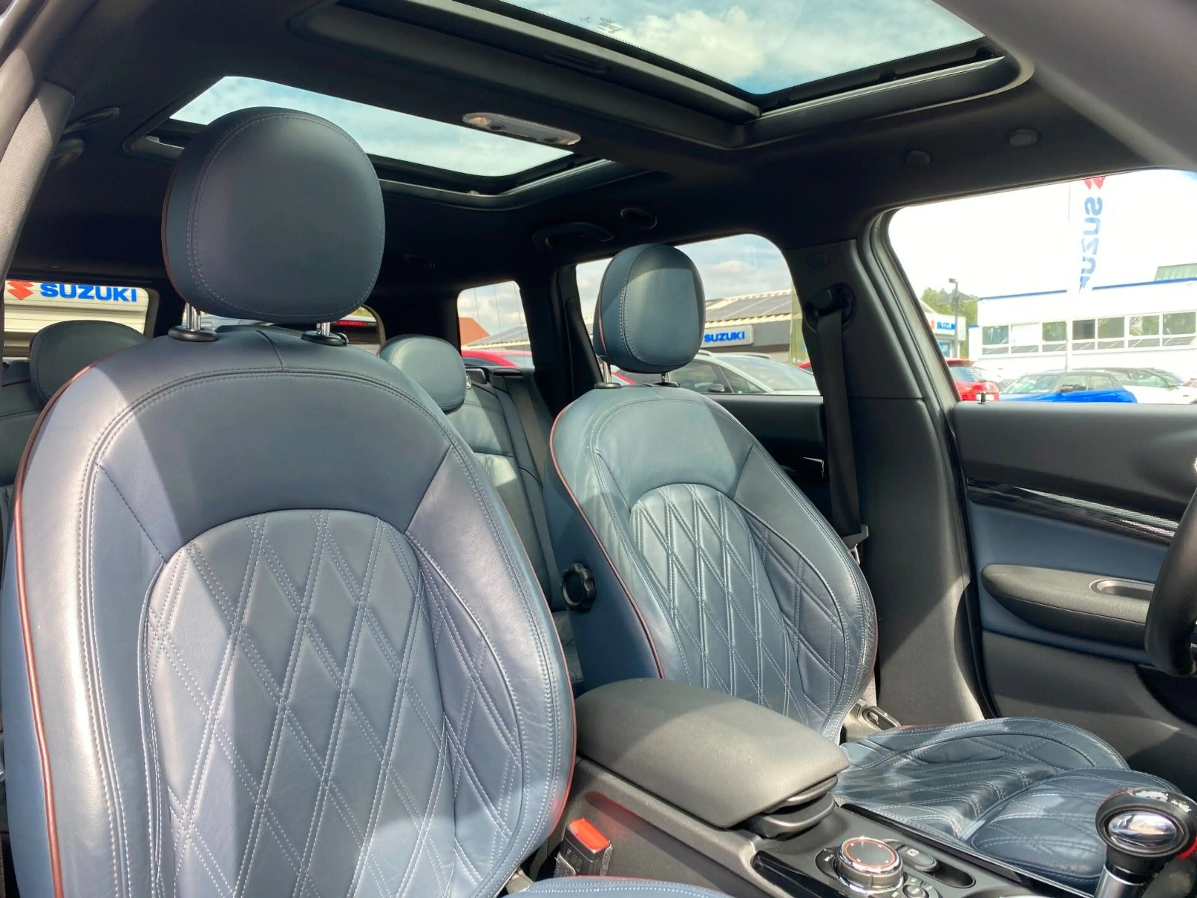 MINI John Cooper Works Clubman John Cooper Works All4 — photo 10