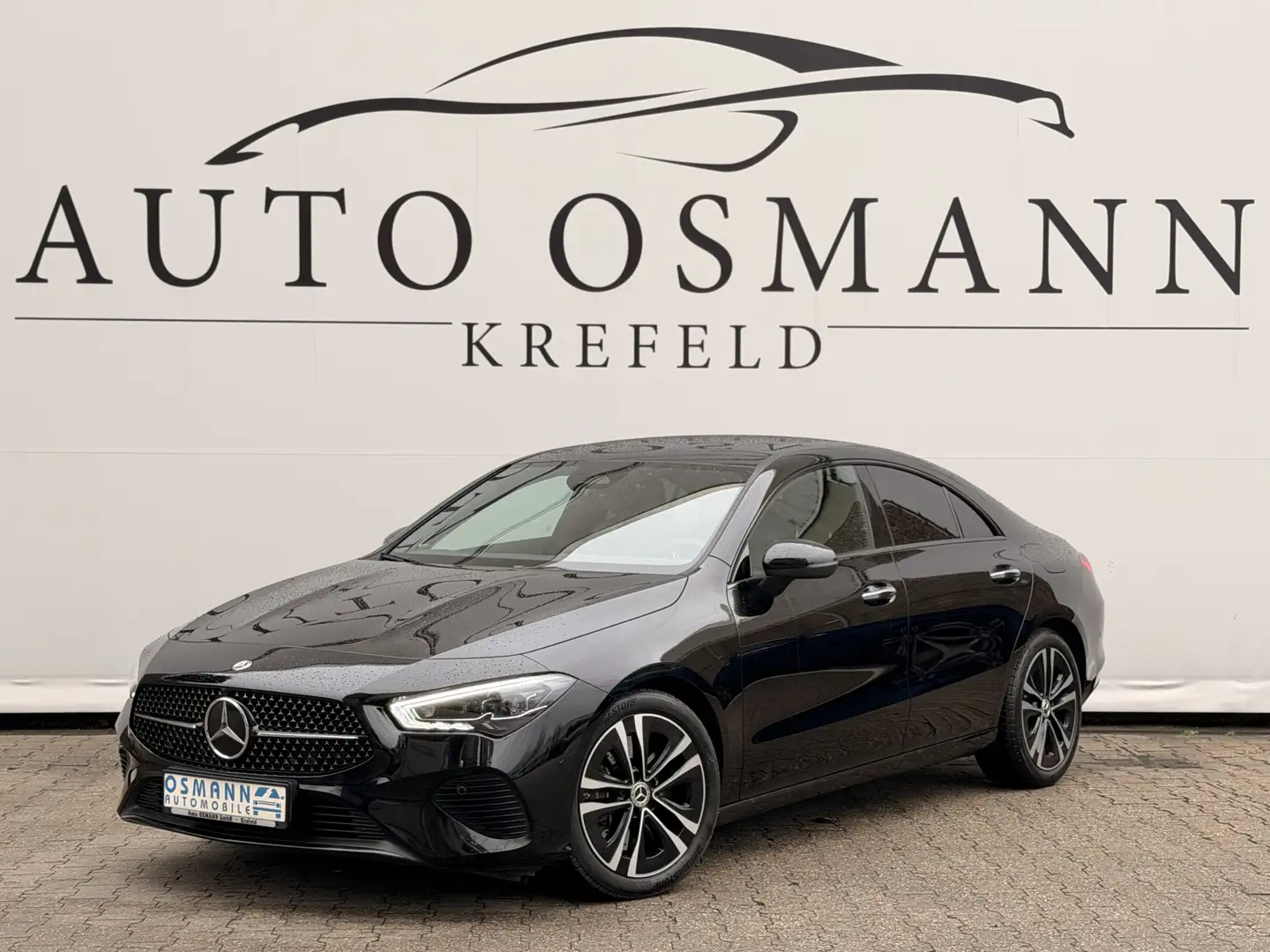 Mercedes-Benz CLA 180 d 8G-DCT Progressive Line Advanced Schwarz - 1