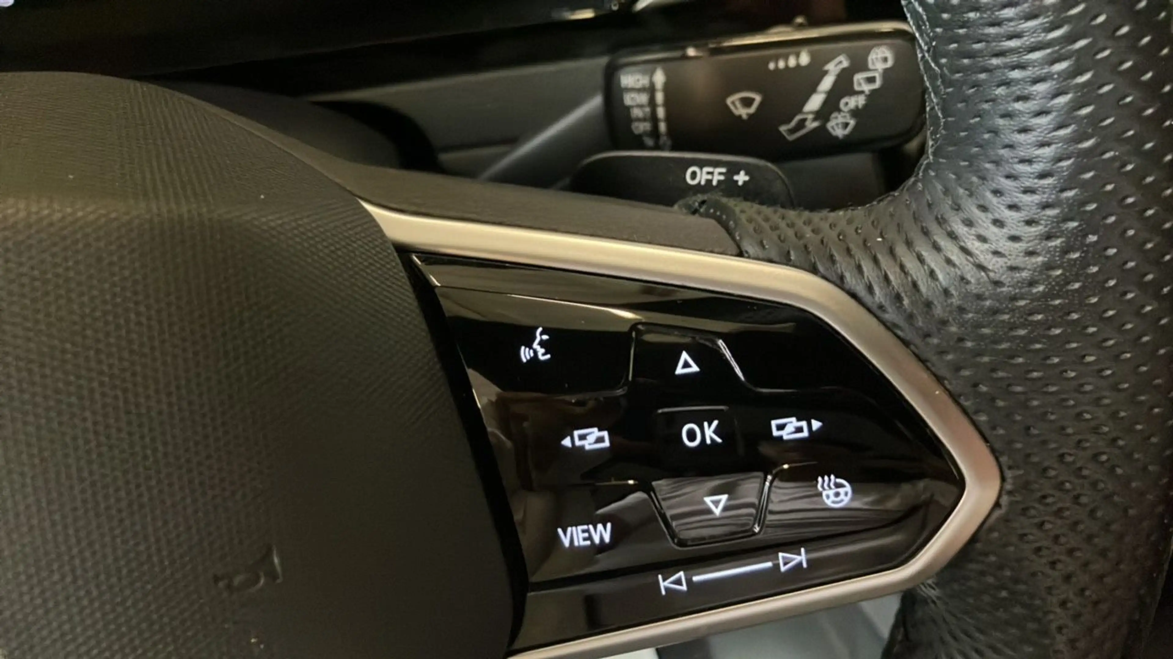 Volkswagen Arteon 1.4 TSI eHybrid R-Line MATRIX*LEDER*ACC*MASSAGE*A — photo 9