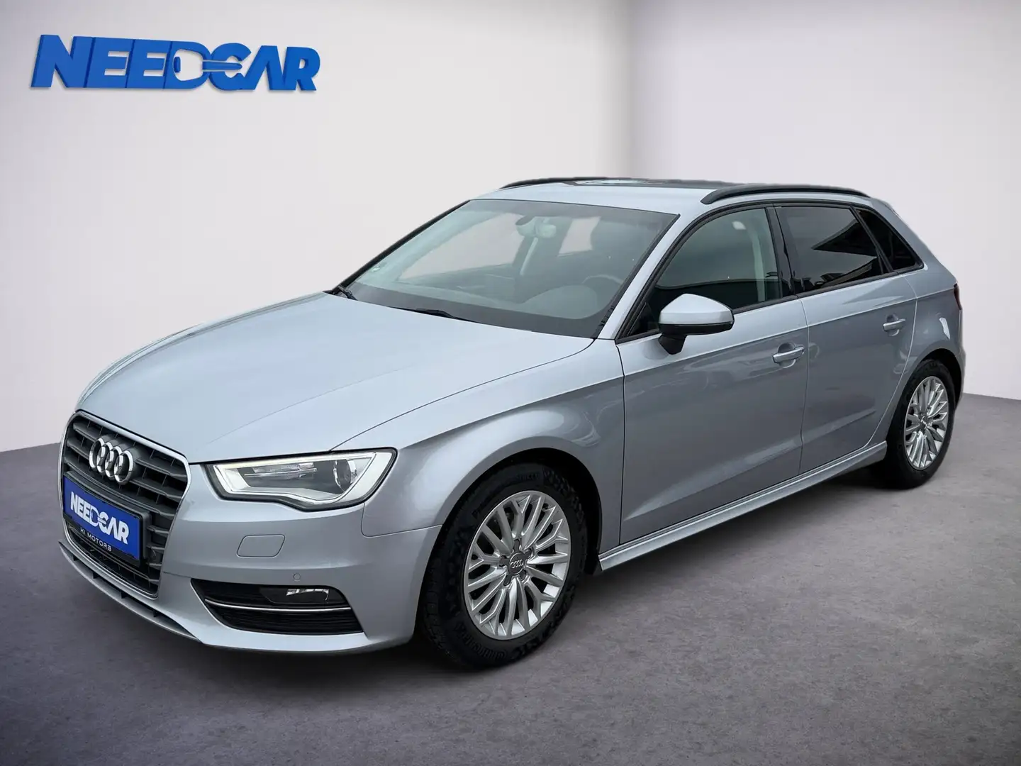Audi A3 Sportback 1.6 TDI Attraction Grau - 1