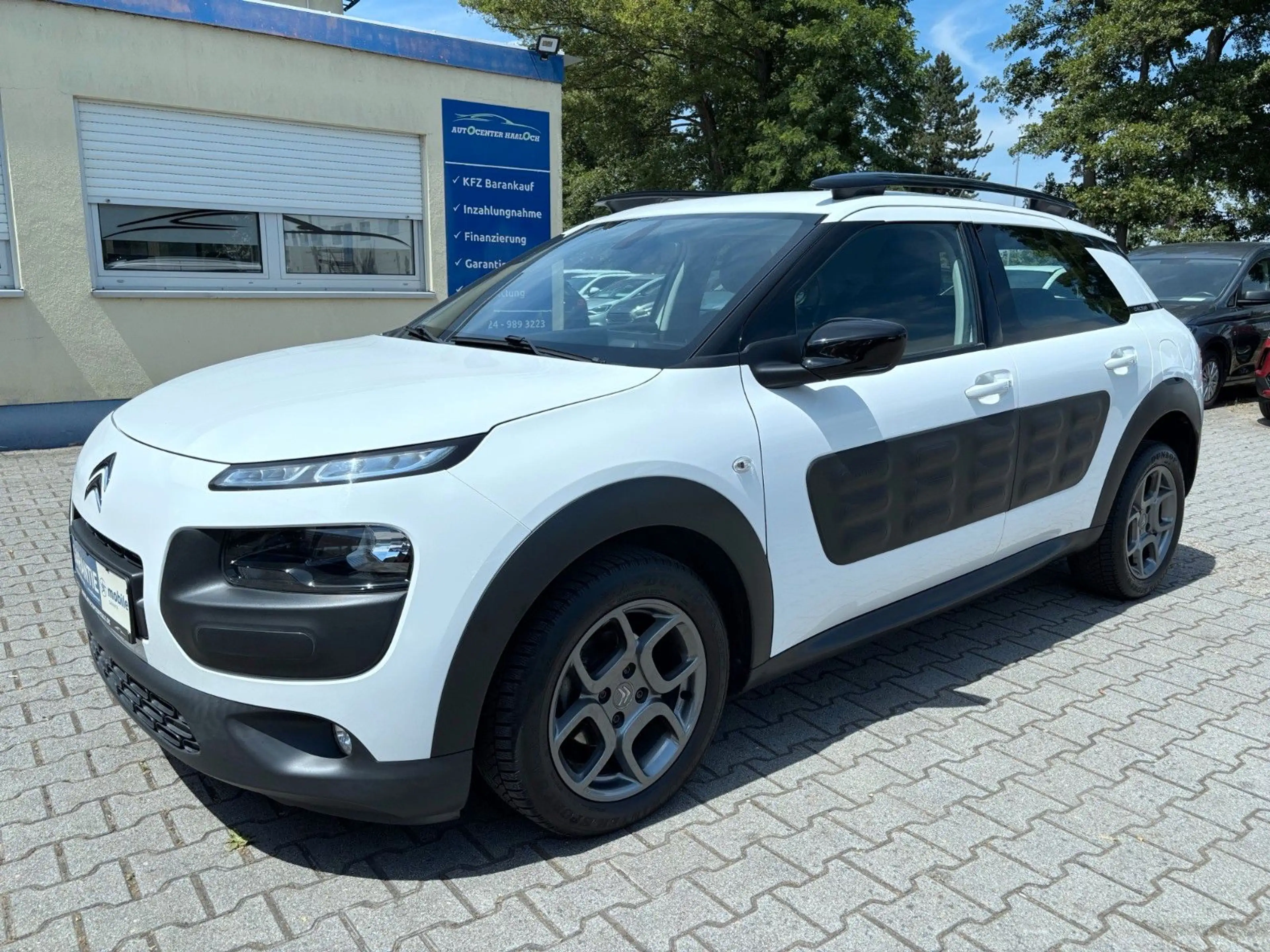 Citroen C4 Cactus BlueHDi 100 S&S ETG6 Selection 1-Hand — photo 7