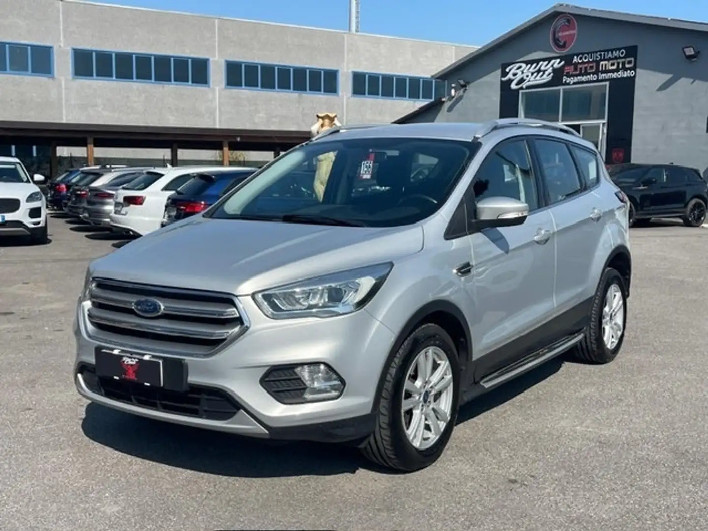 Ford Kuga 1.5 TDCI 120 CV S&S 2WD Powershift Titanium Argintiu - 1
