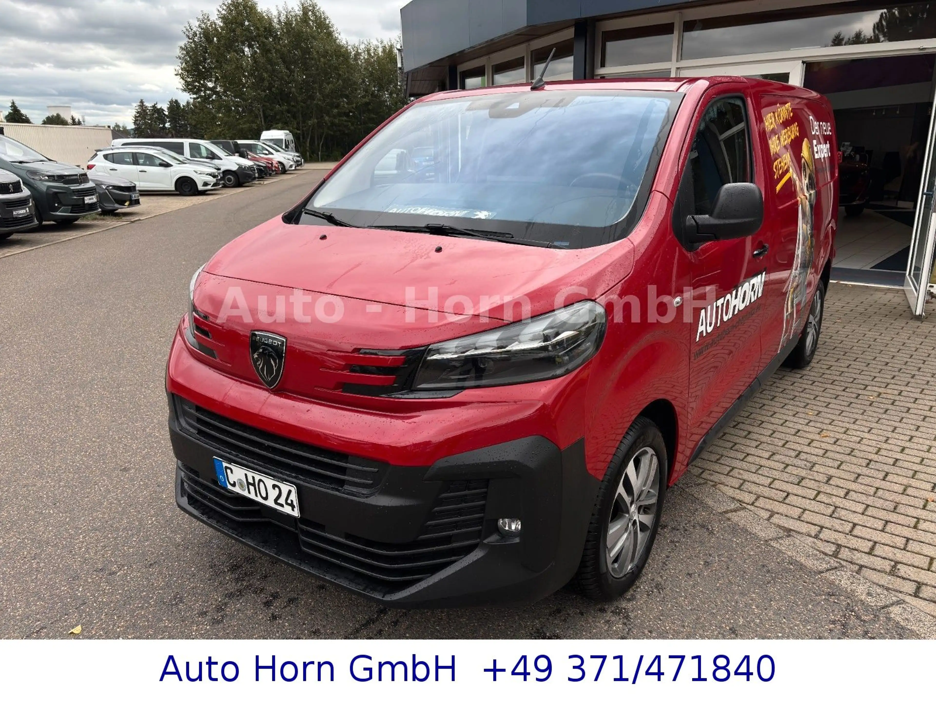 Peugeot Expert Kasten L2 mit AHK u. Standhzg.