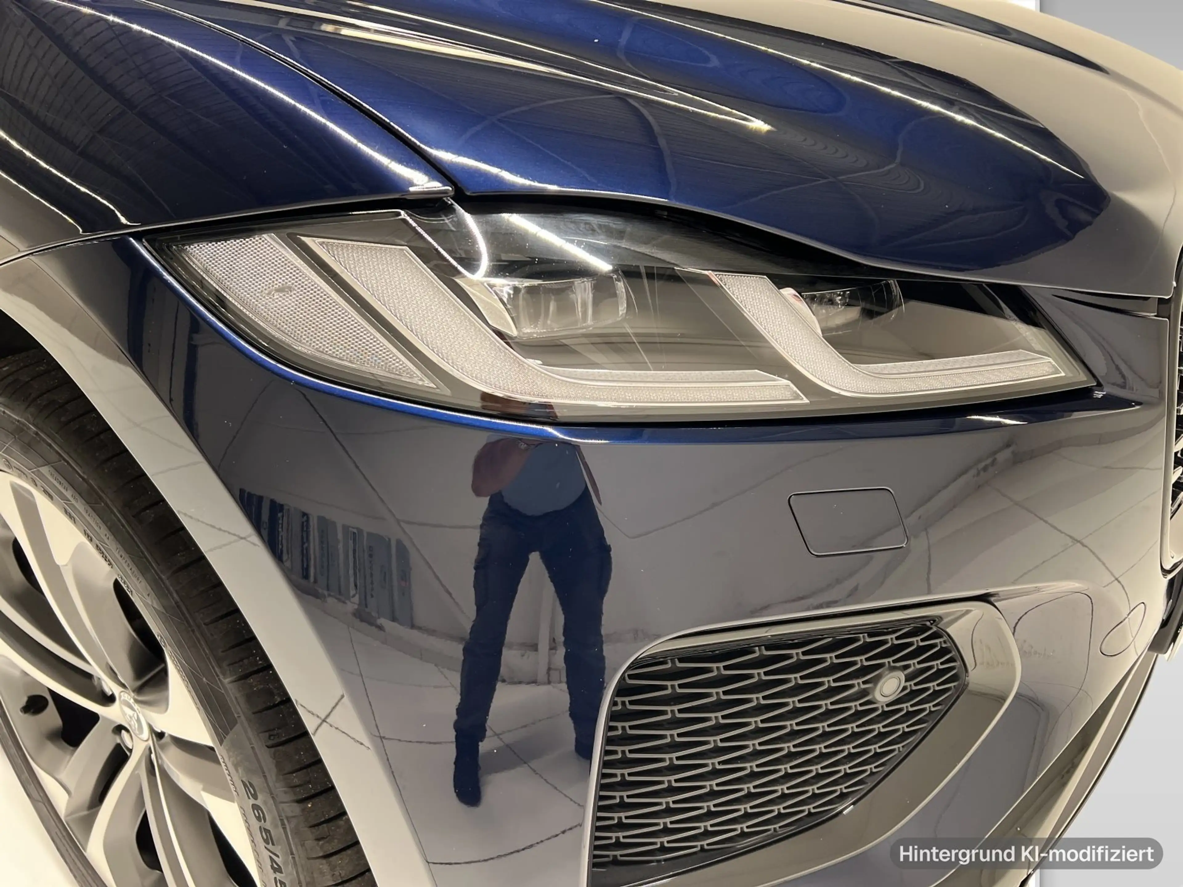 Jaguar F-Pace R-Dynamic S LED Shz RFK Black Pack — photo 9