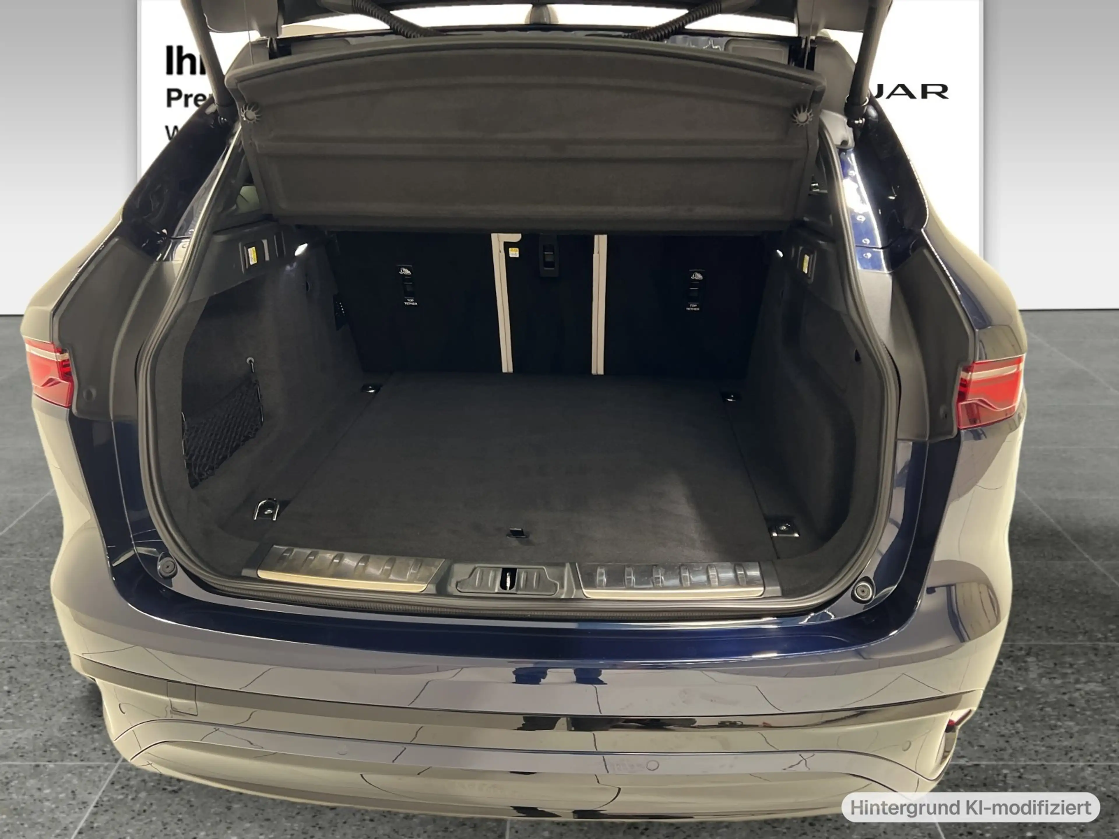 Jaguar F-Pace R-Dynamic S LED Shz RFK Black Pack — photo 11