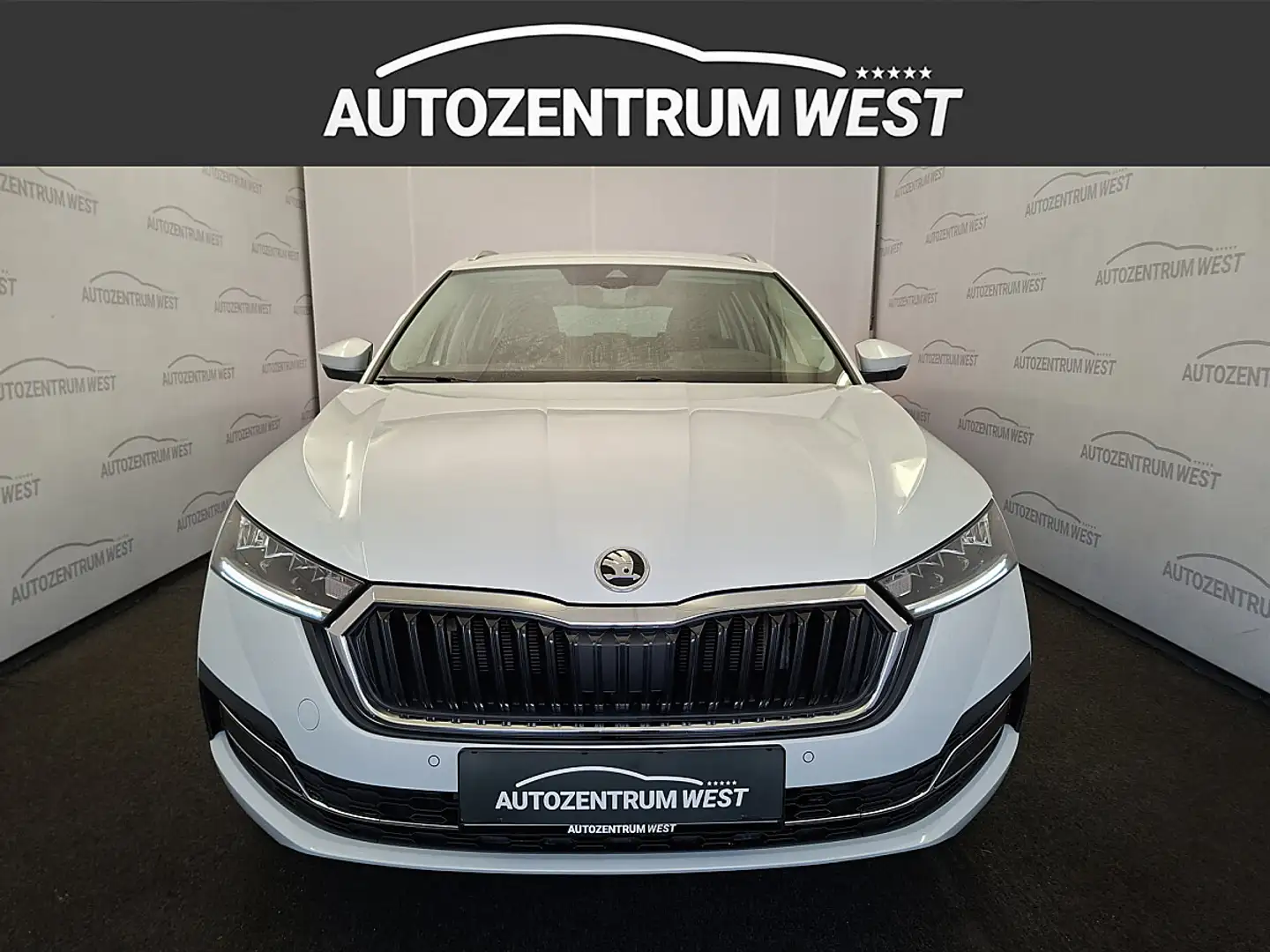 Skoda Octavia Combi 1,5 iV Style DSG...NAVI/Head-Up/LED Weiß - 2