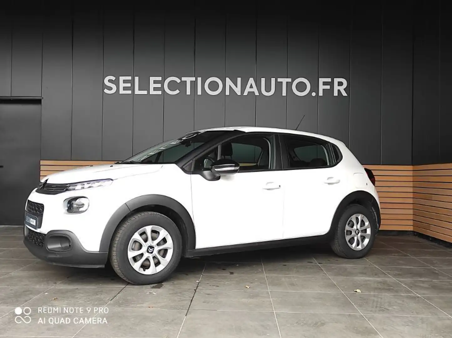 Citroen C3 III PureTech 82 S&amp;S BVM Feel Blanc - 1