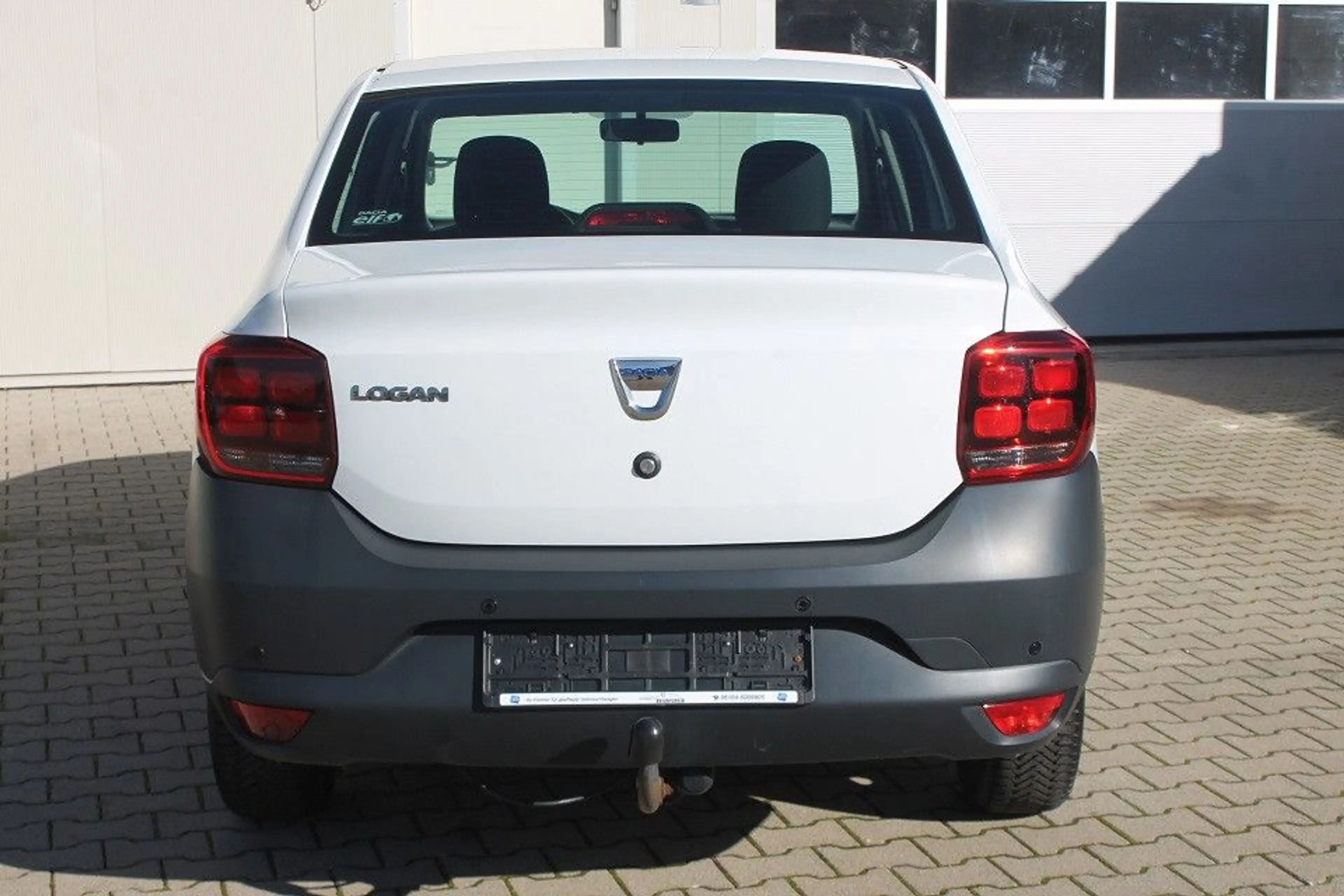 Dacia Logan Tüv neu,gepflegt,wenig Km,PDC,AHK,Finanz. — photo 8