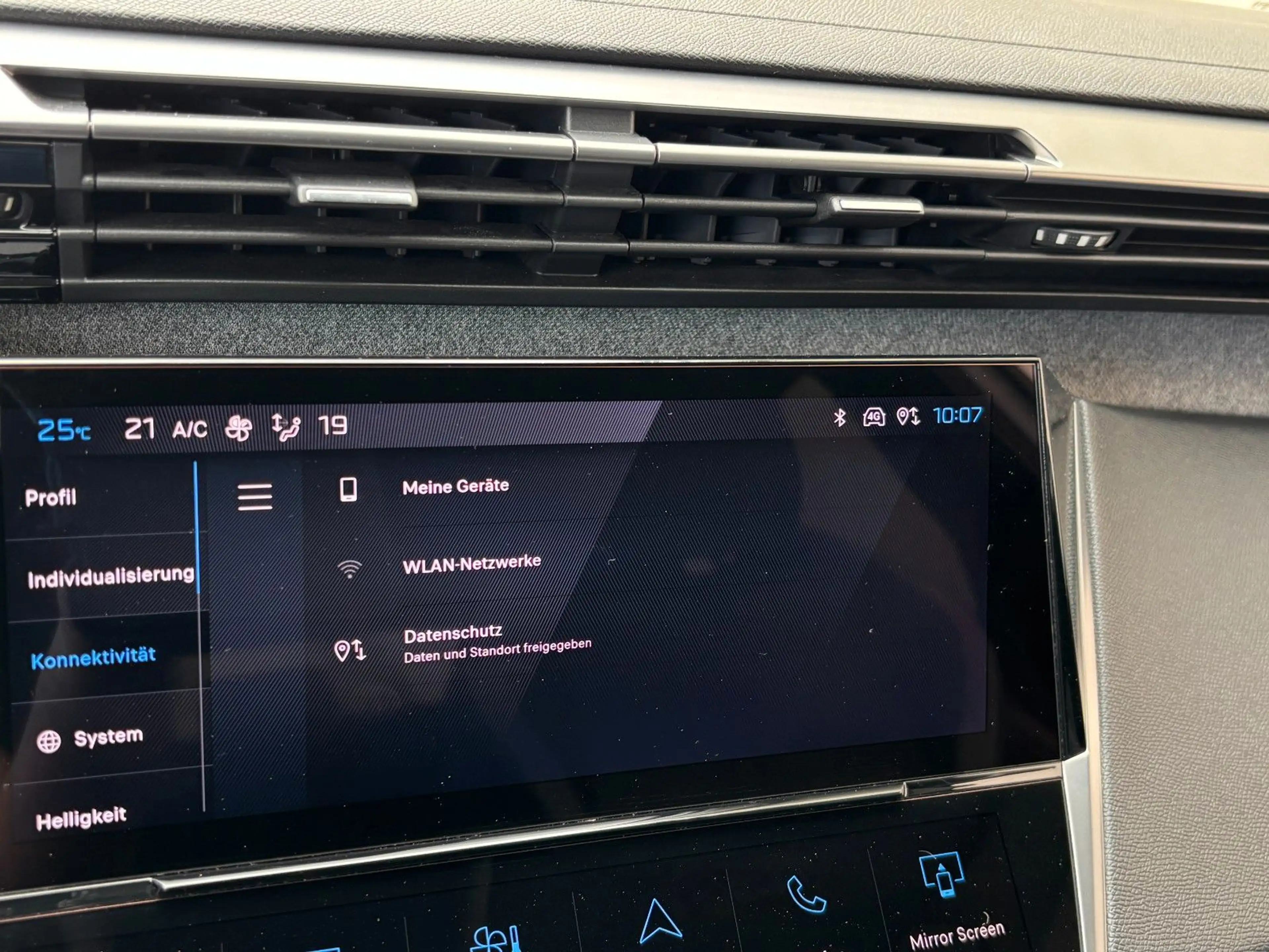 Peugeot 308 Allure,Kamera,LED,MirrorScr,Navi — photo 14