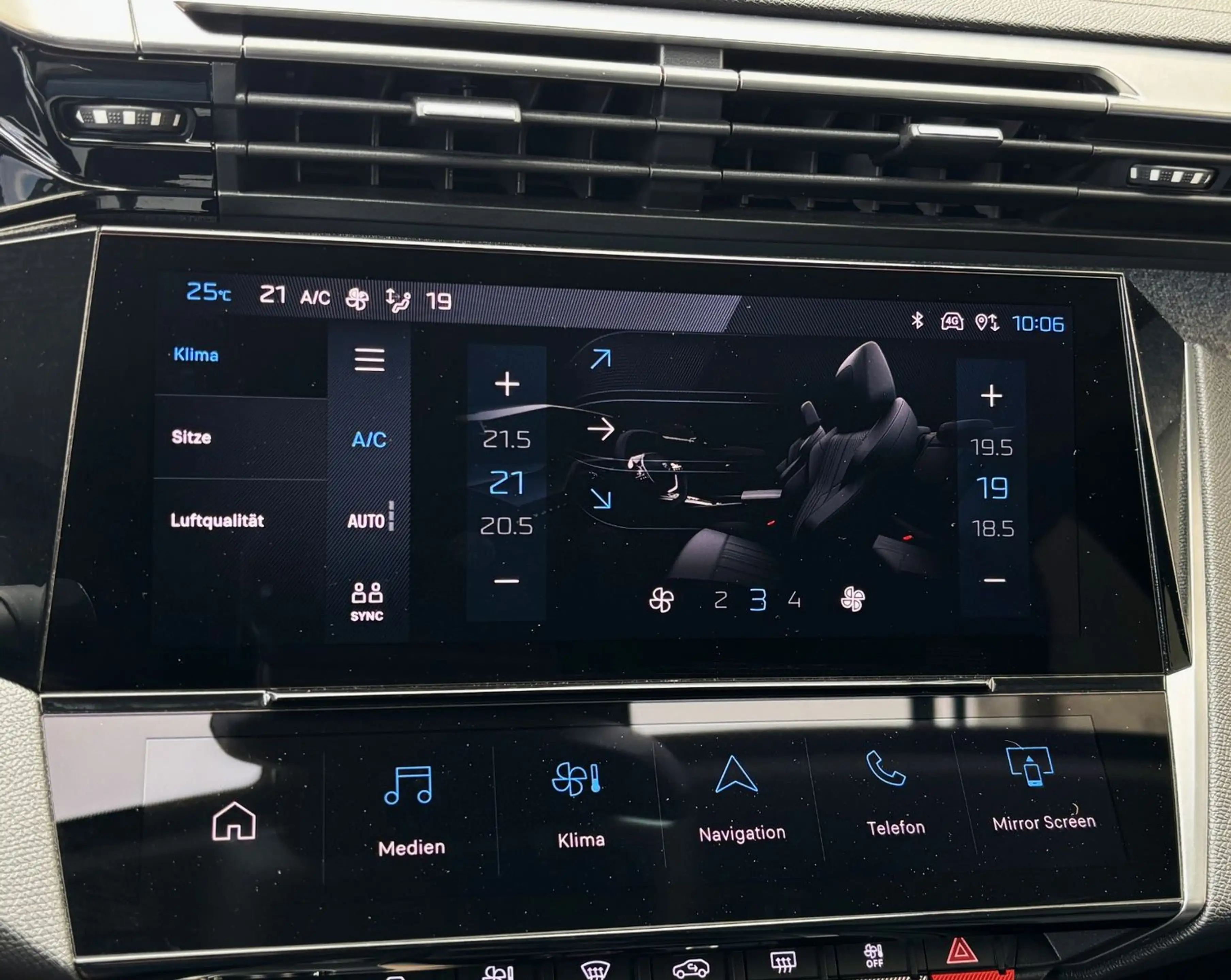 Peugeot 308 Allure,Kamera,LED,MirrorScr,Navi — photo 12