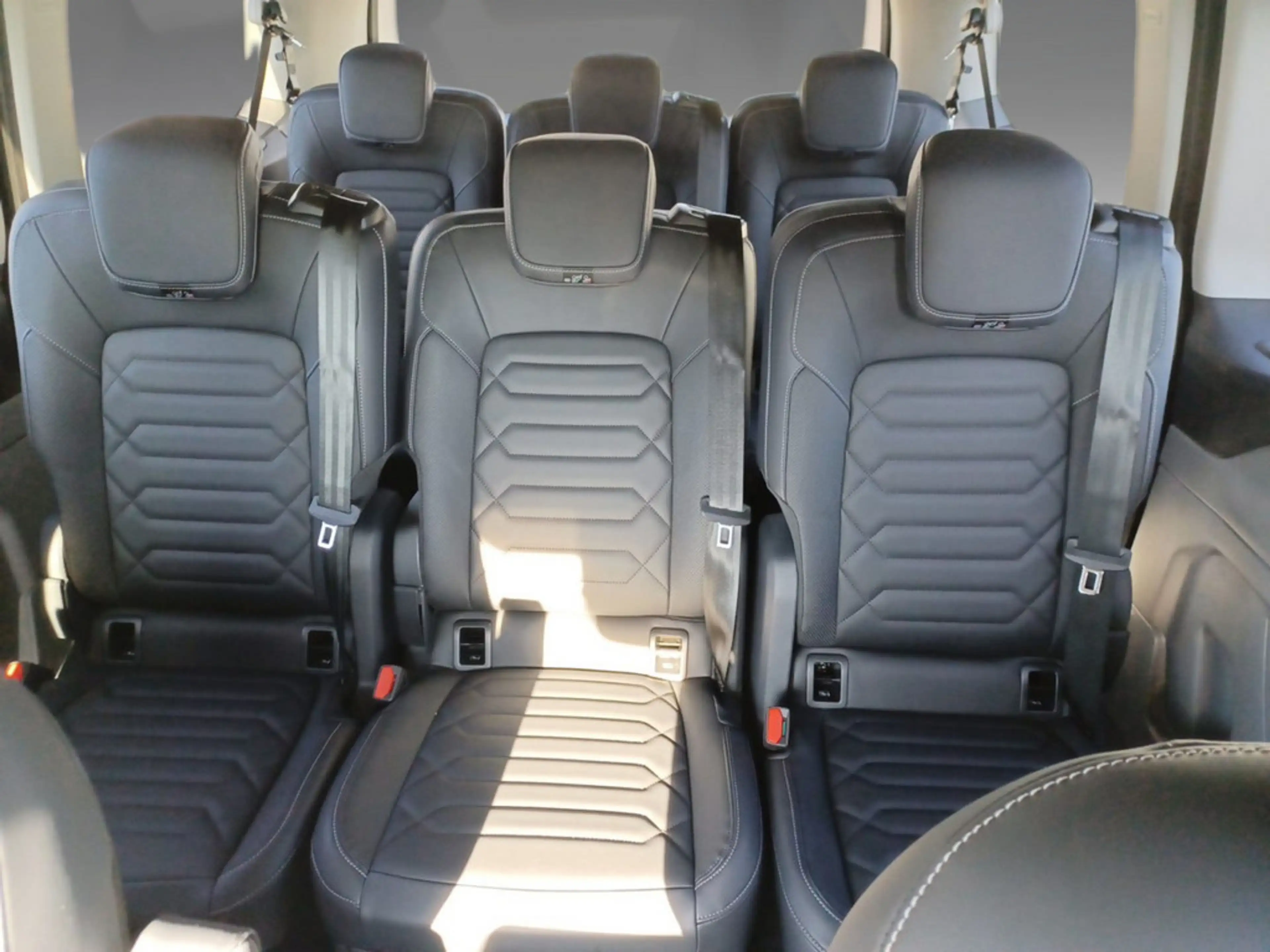 Ford Tourneo Custom Bus L1 Titanium X MATRIX-LED — photo 15