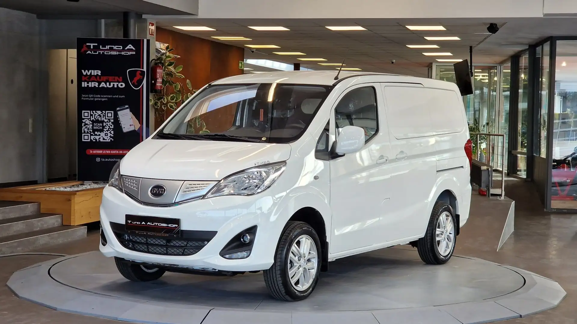 BYD ETP3 ETP 3 Elektro Kastenwagen Aut. *Kamera*Sitzheizung Weiß - 1