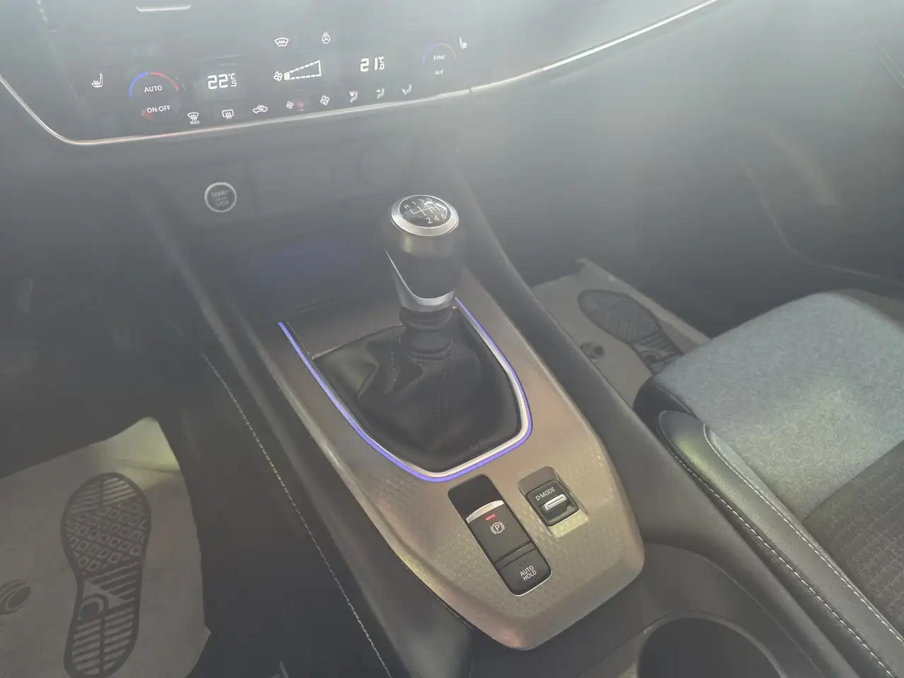 Nissan Qashqai 1.3 DIG-T MHEV Tekna, миниатюра 16