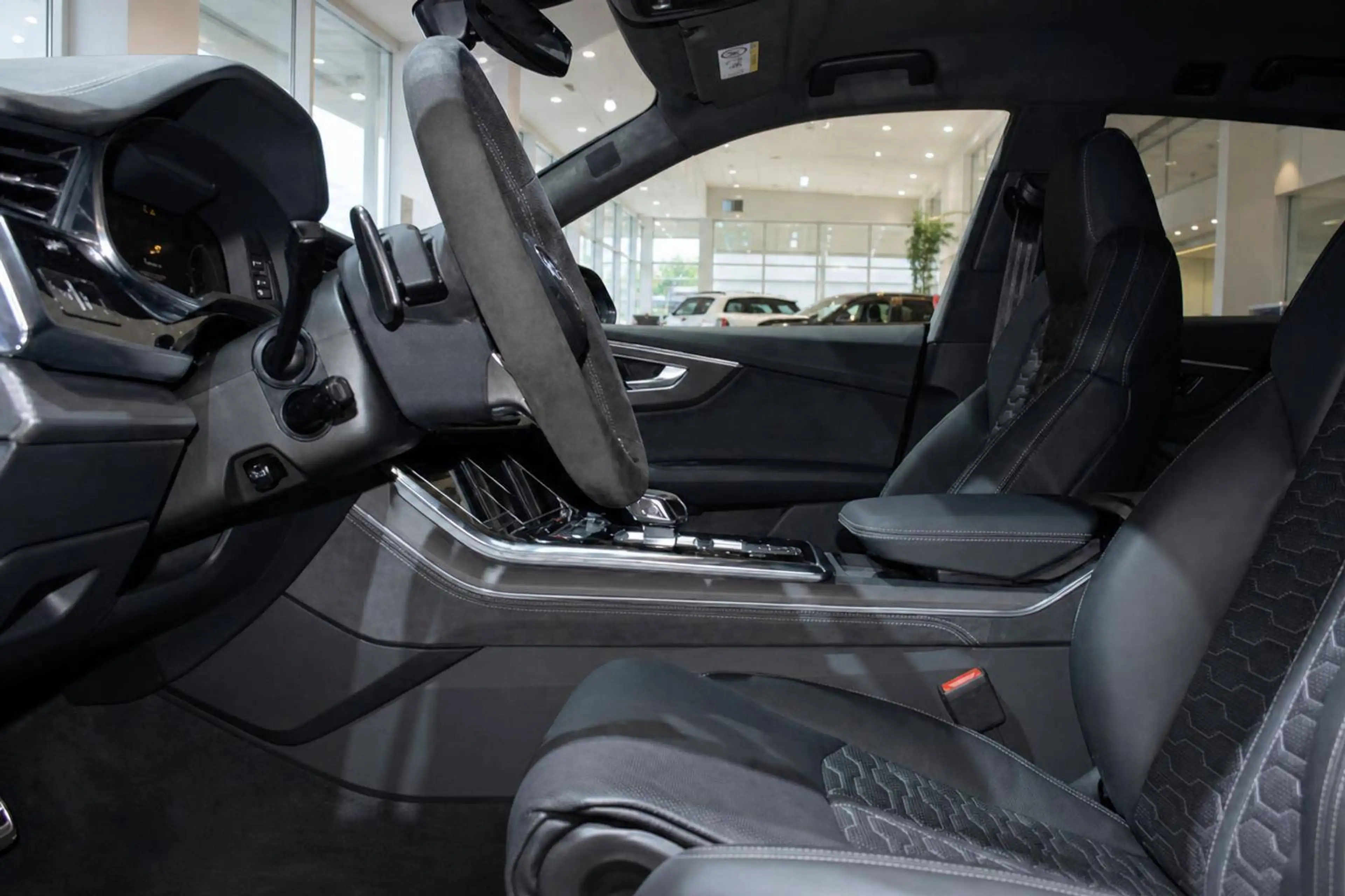 Audi SQ8 Nachlass 29%* dt. Besteller — photo 5