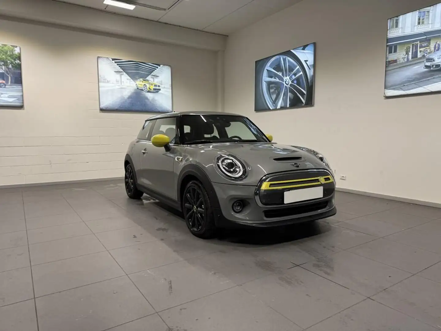 MINI Cooper SE Mini 3p Cooper SE L auto Grigio - 2