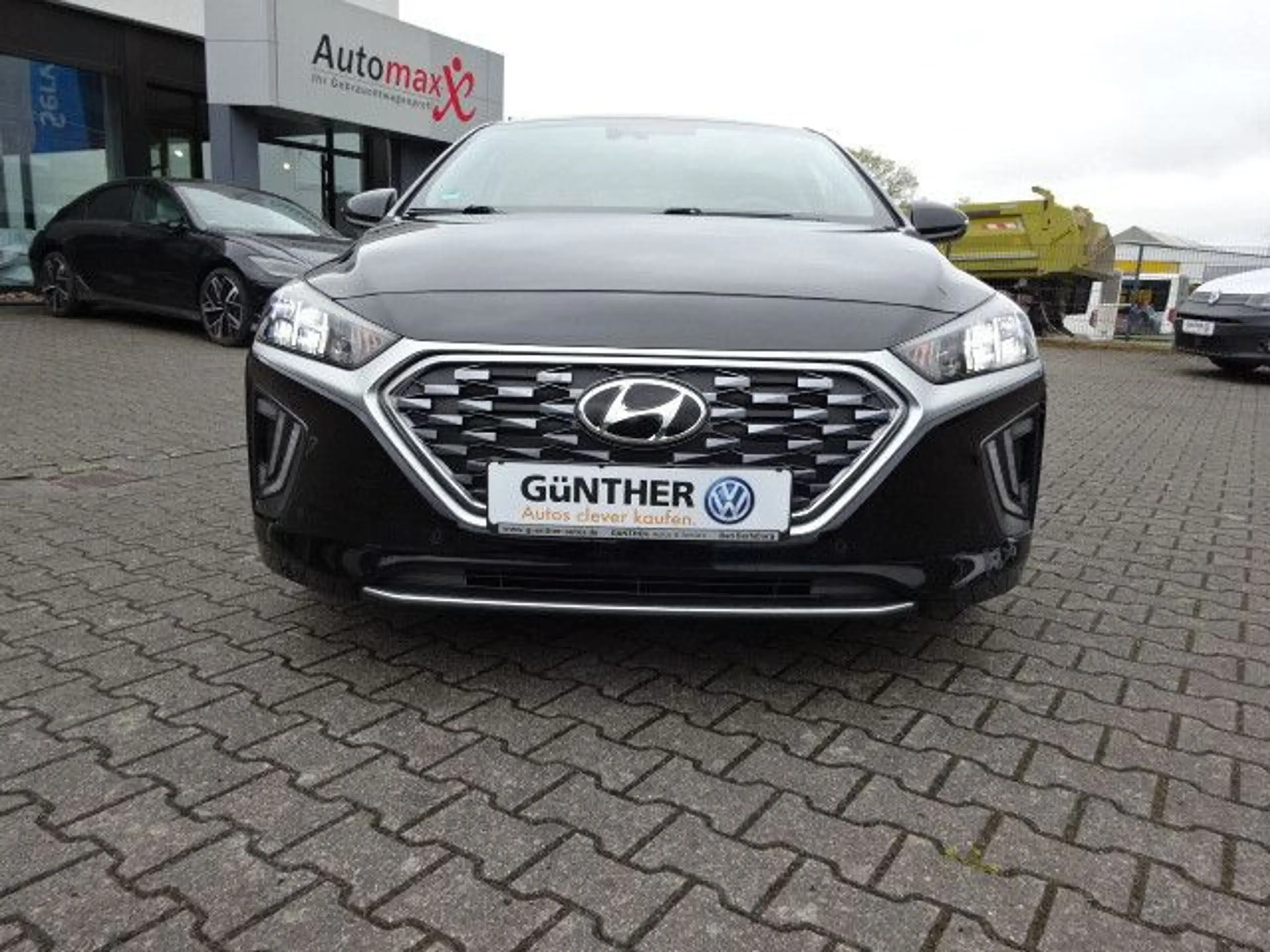 Hyundai IONIQ 1,6 GDI Premium Hybrid *LED*NAVI*LEDER — photo 3