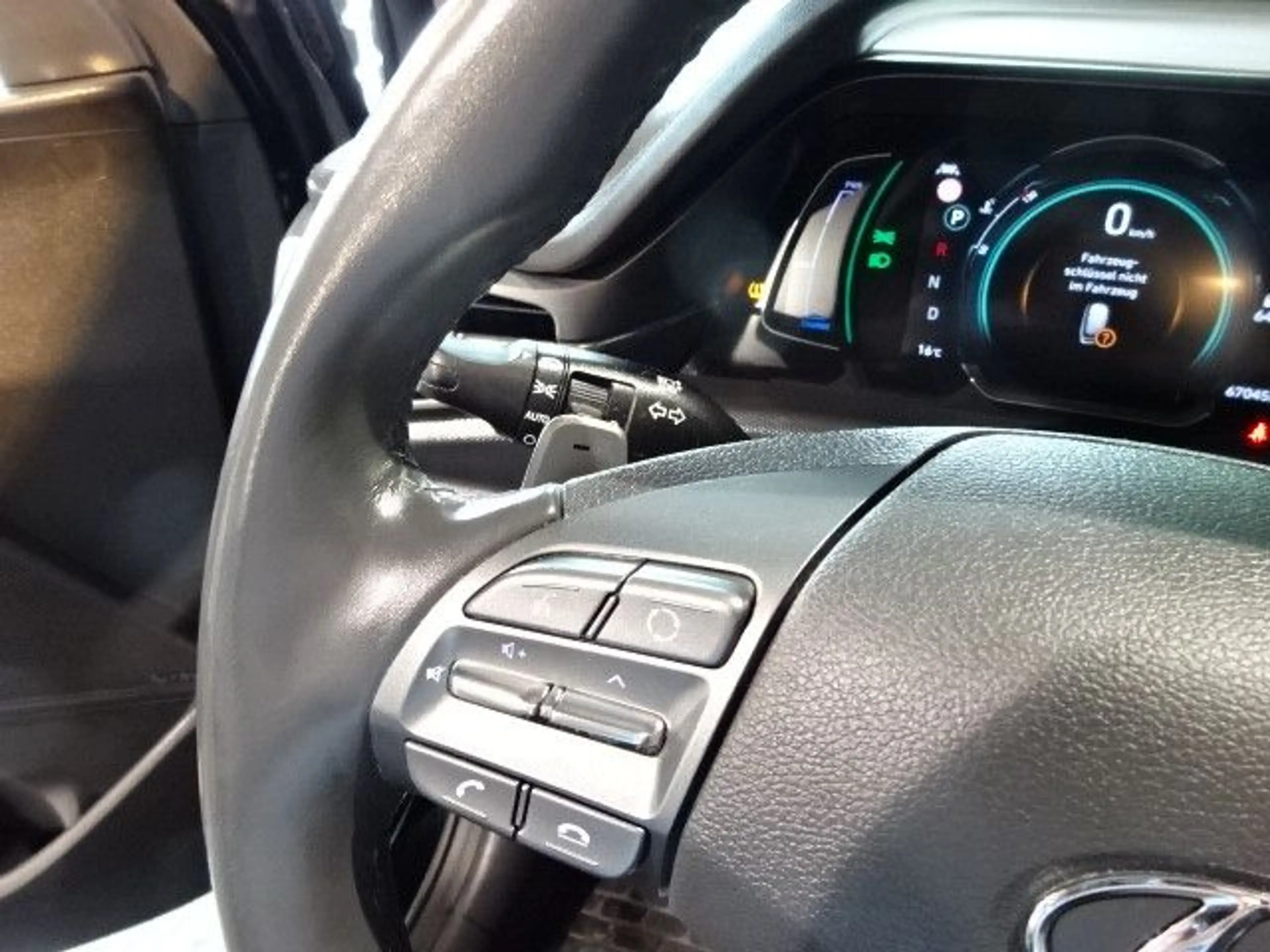 Hyundai IONIQ 1,6 GDI Premium Hybrid *LED*NAVI*LEDER — photo 14