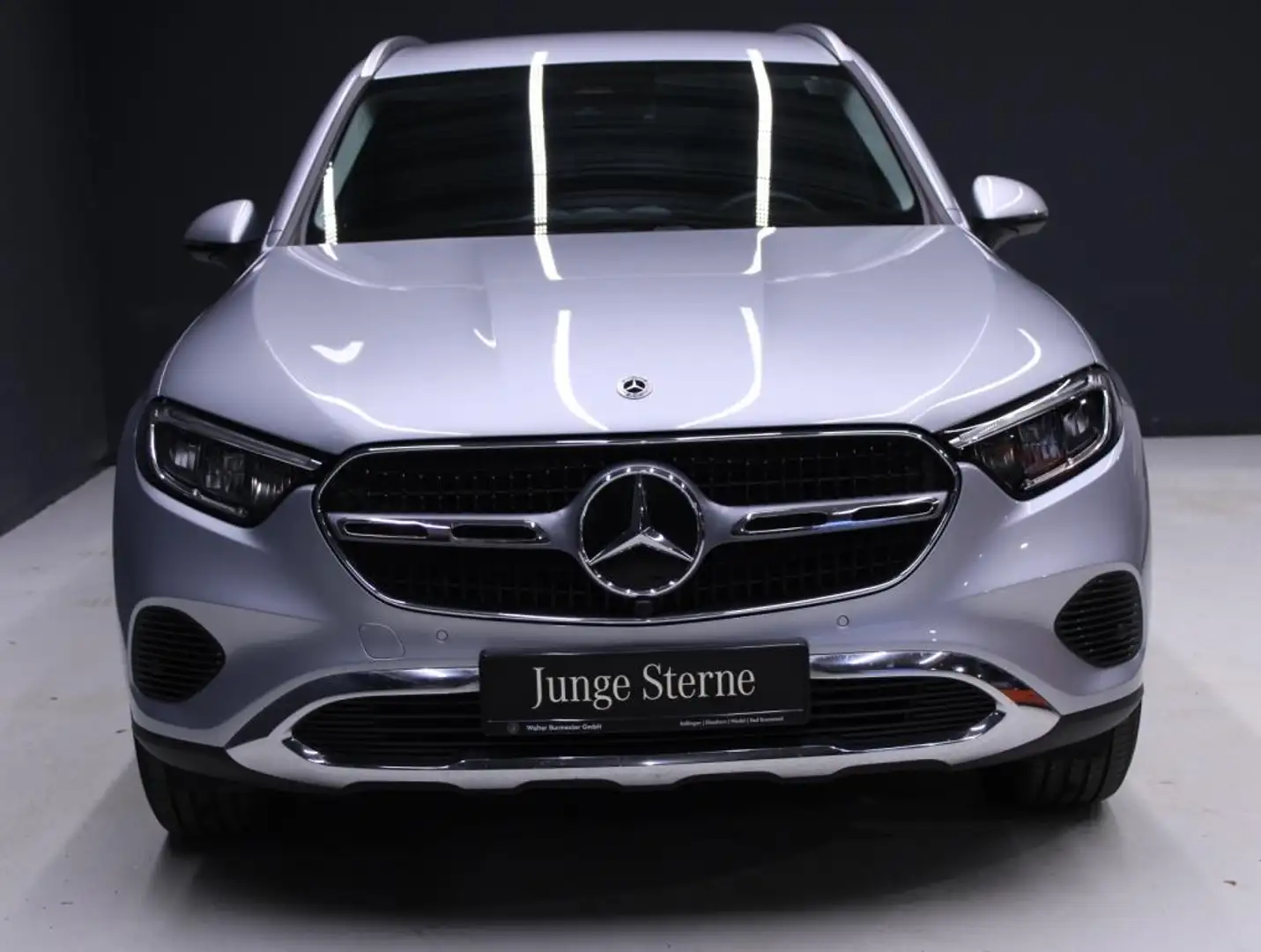Mercedes-Benz GLC 220 d 4M Avantgarde+LED+NAVI+KAMERA+AHK+MBUX Zilver - 2