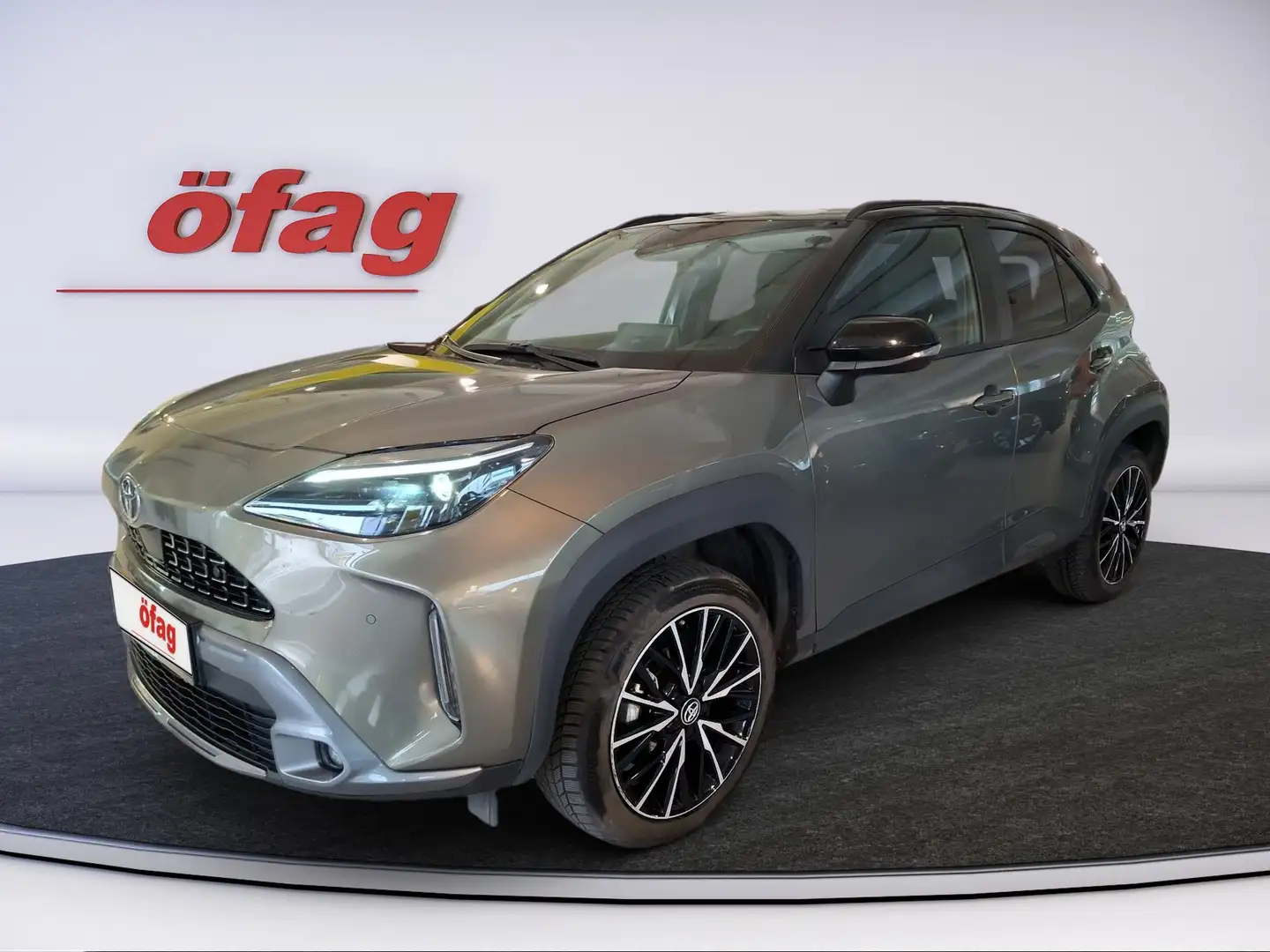 Toyota Yaris Cross 1.5 VVT-i Hybrid Premiere AWD-i Aut. Grün - 2