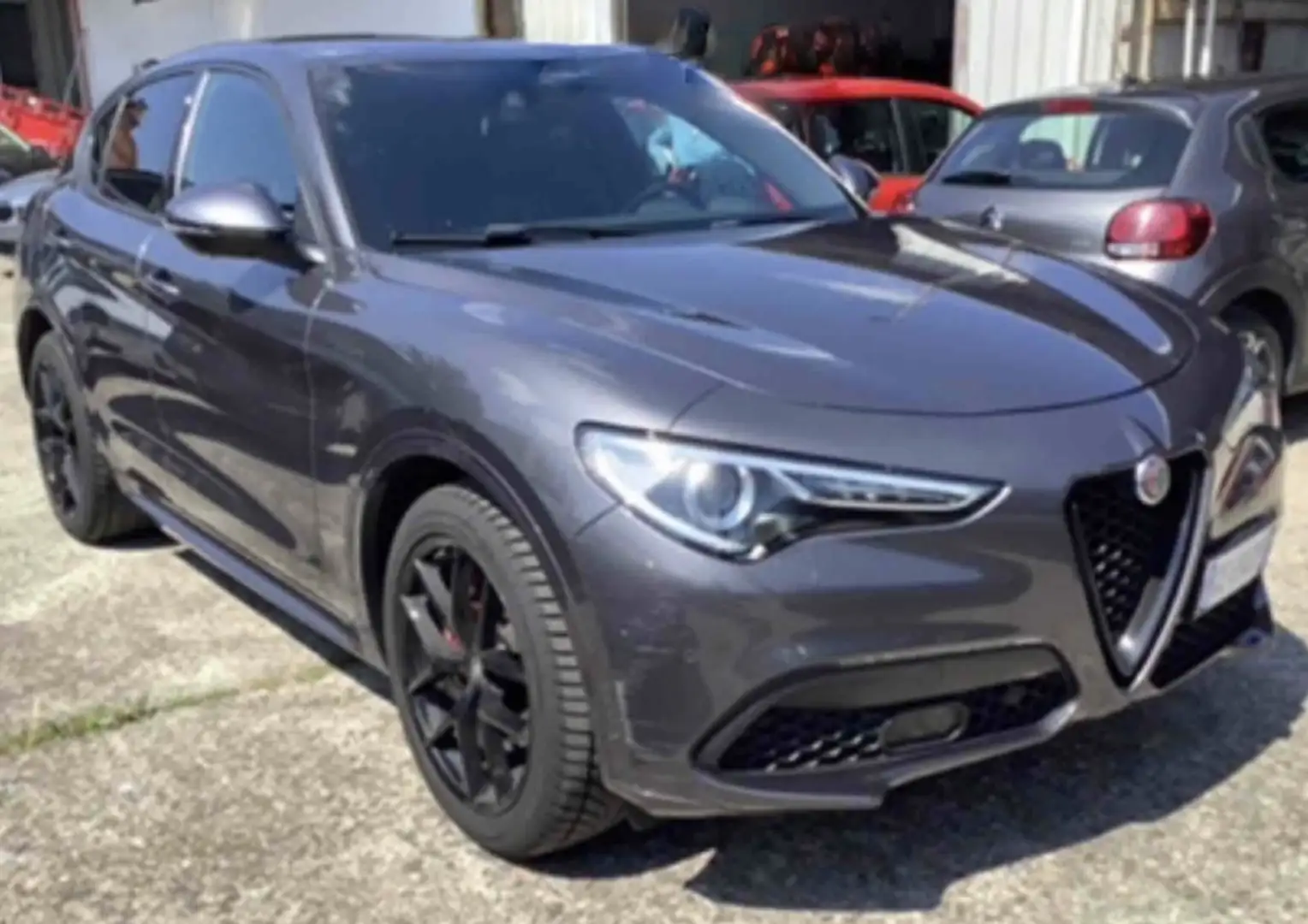 Alfa Romeo Stelvio 2.2 t Veloce Q4 210cv auto Grigio - 2