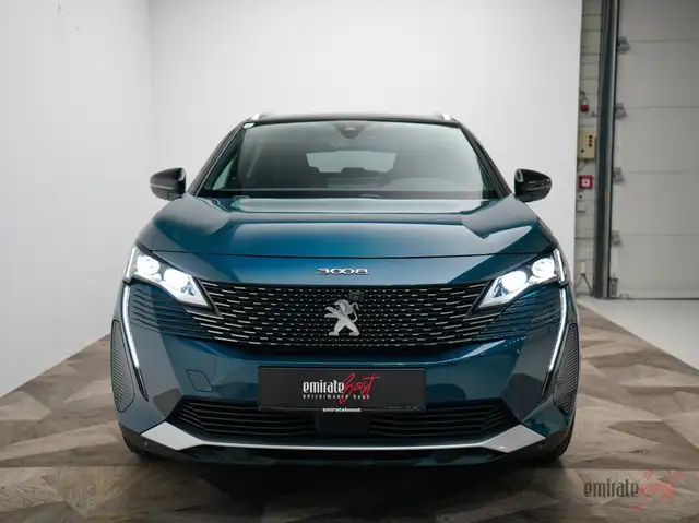Peugeot 3008 view 3