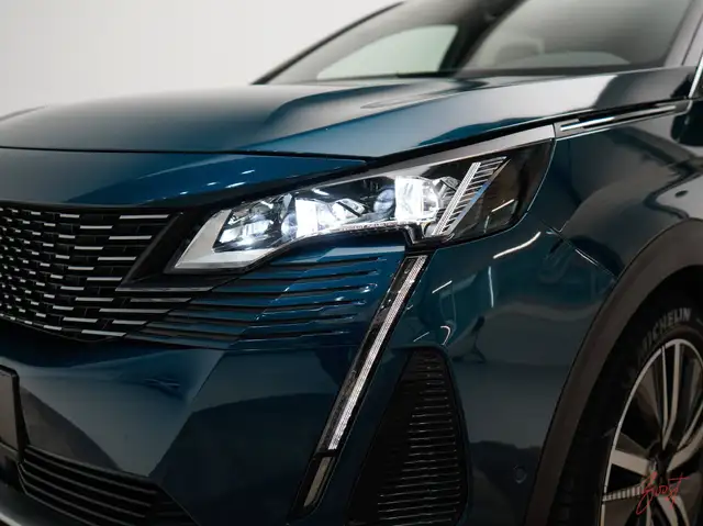Peugeot 3008 view 7