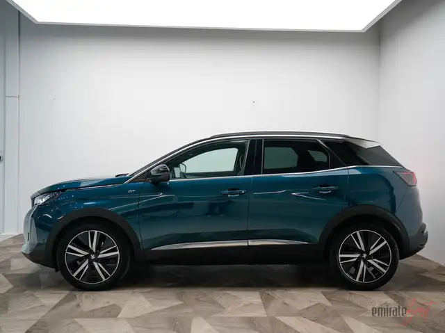 Peugeot 3008 view 4