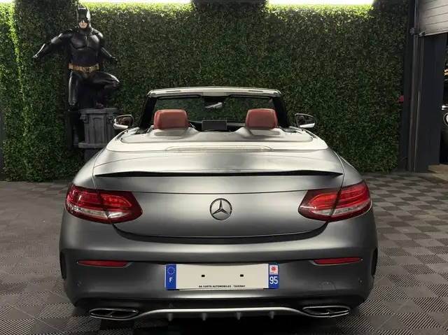 Mercedes-Benz C-Class view 13