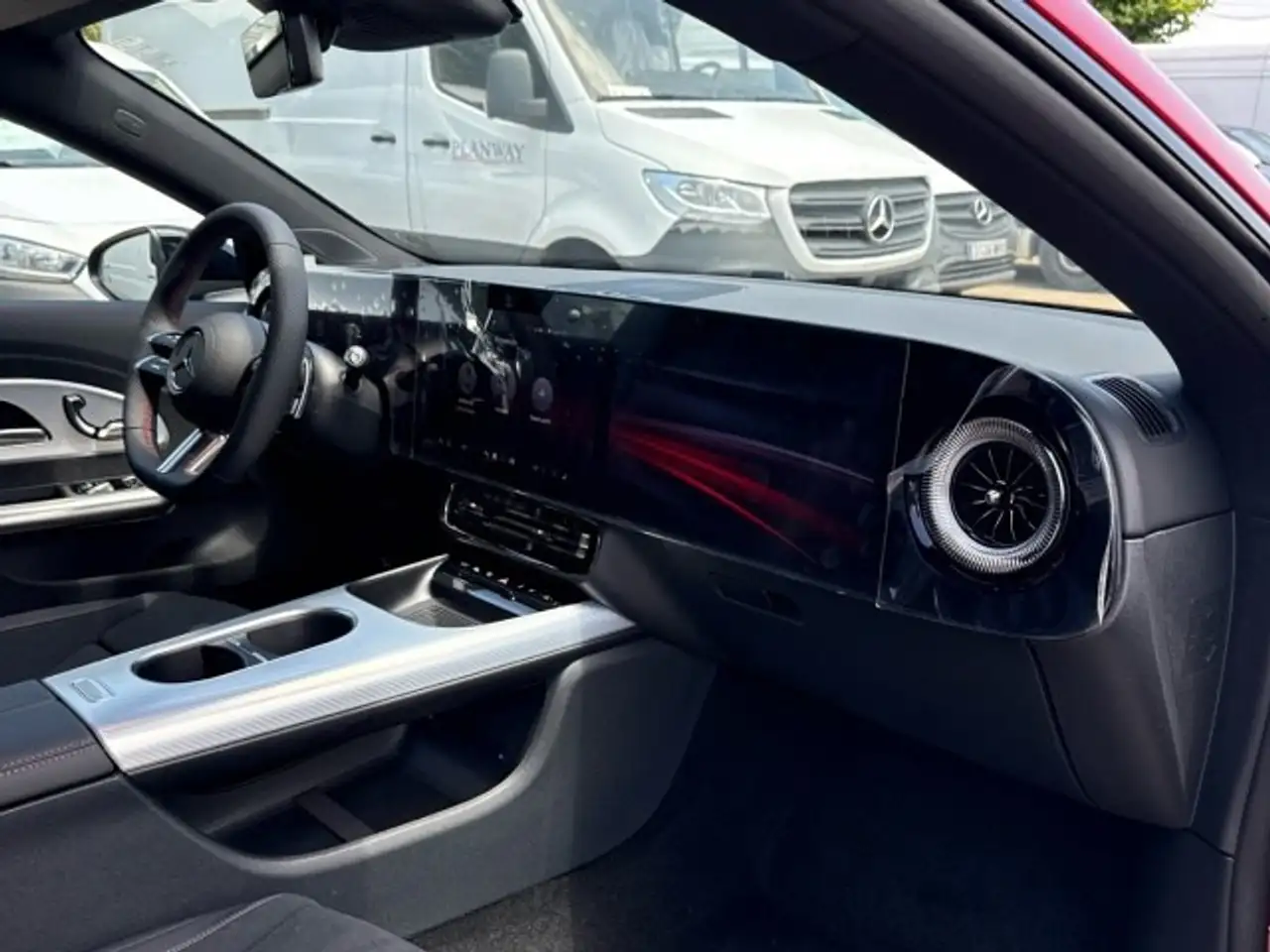 Mercedes-Benz CLA 2026 — фото 10