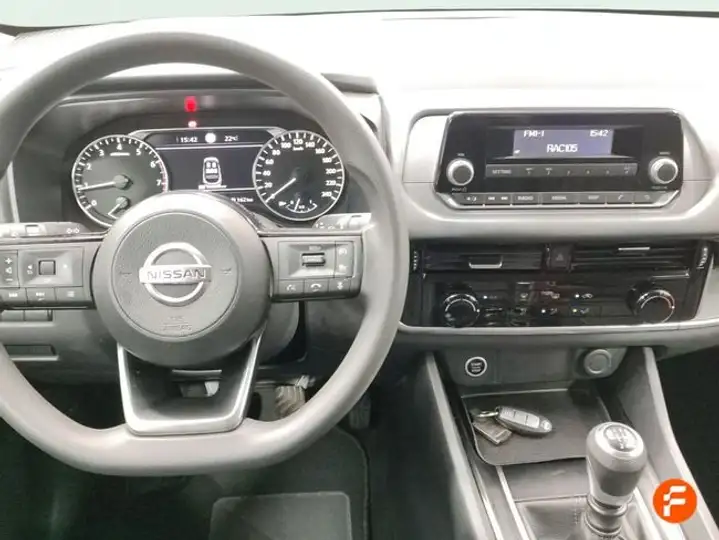 Nissan Qashqai DIG-T mHEV 4x2 Acenta (2021) 2022, foto 10