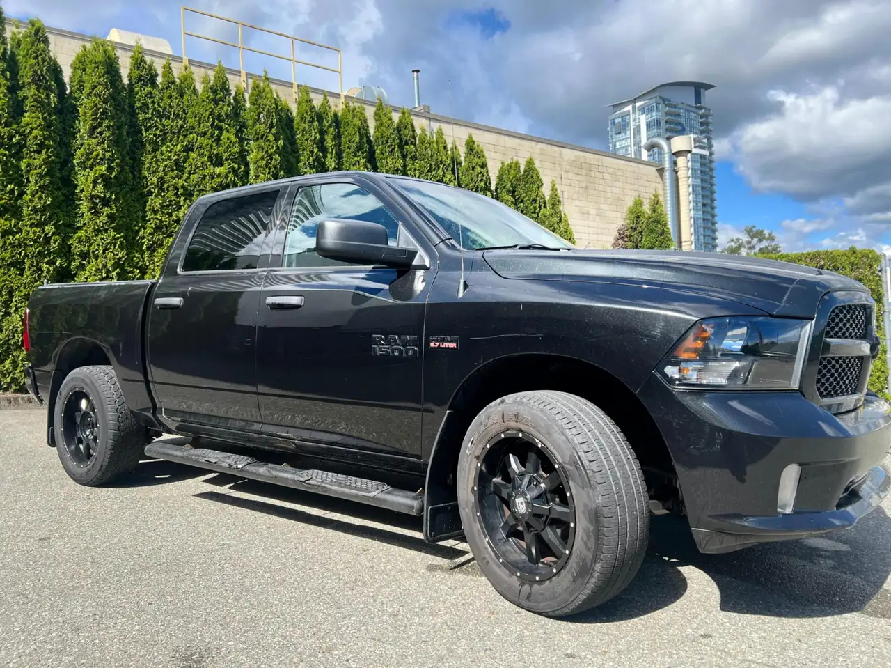 RAM 1500 photo RAM 1500