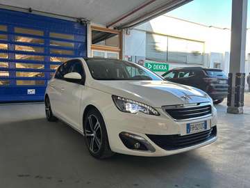 BlueHDi 120 S&S EAT6 Allure