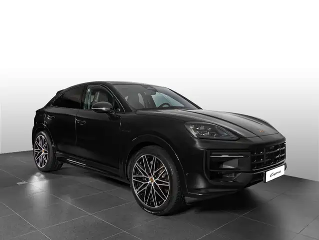 Porsche Cayenne view 7