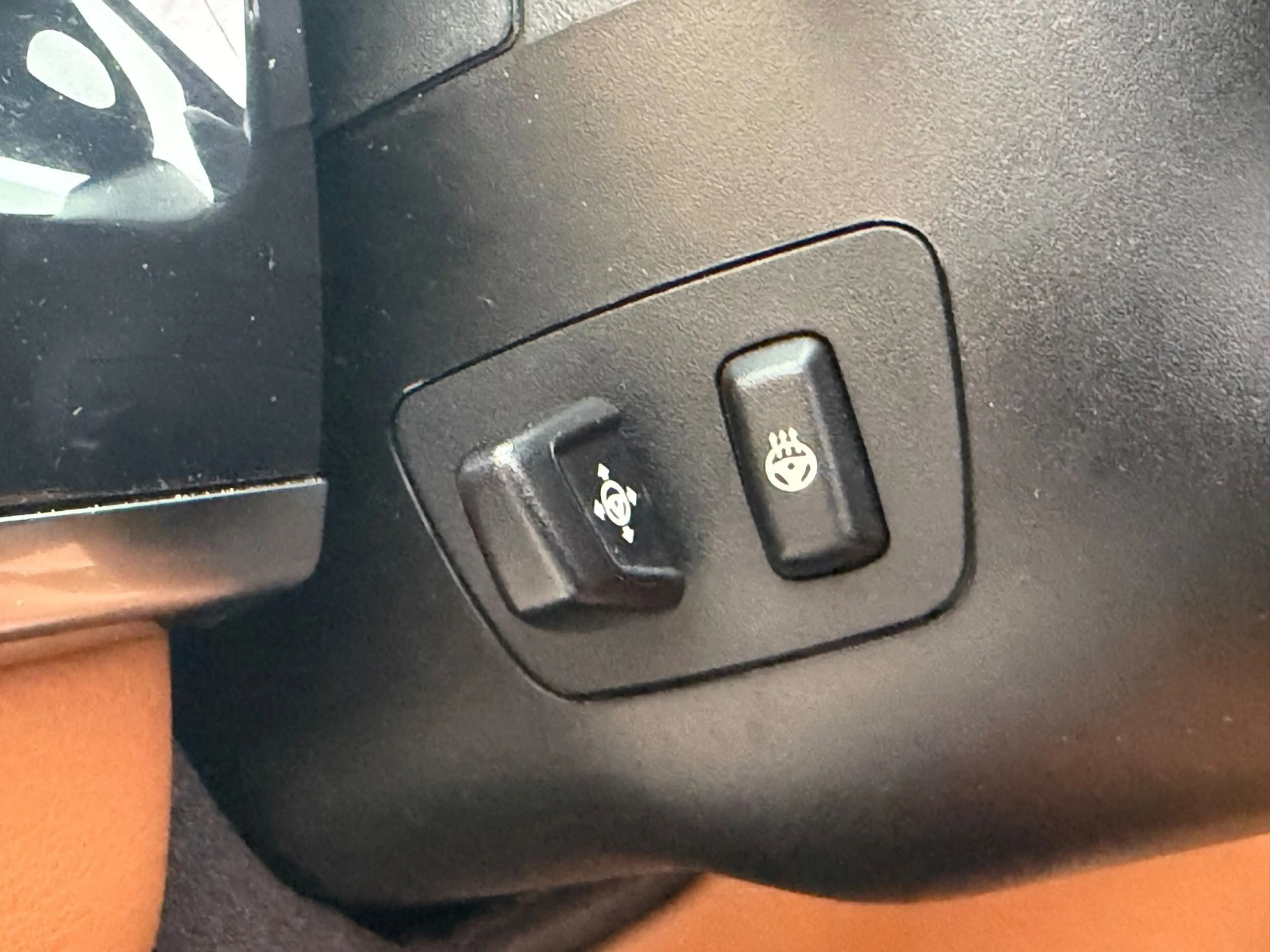 BMW X6 xDrive 50 i M Sportpaket Individual — photo 14