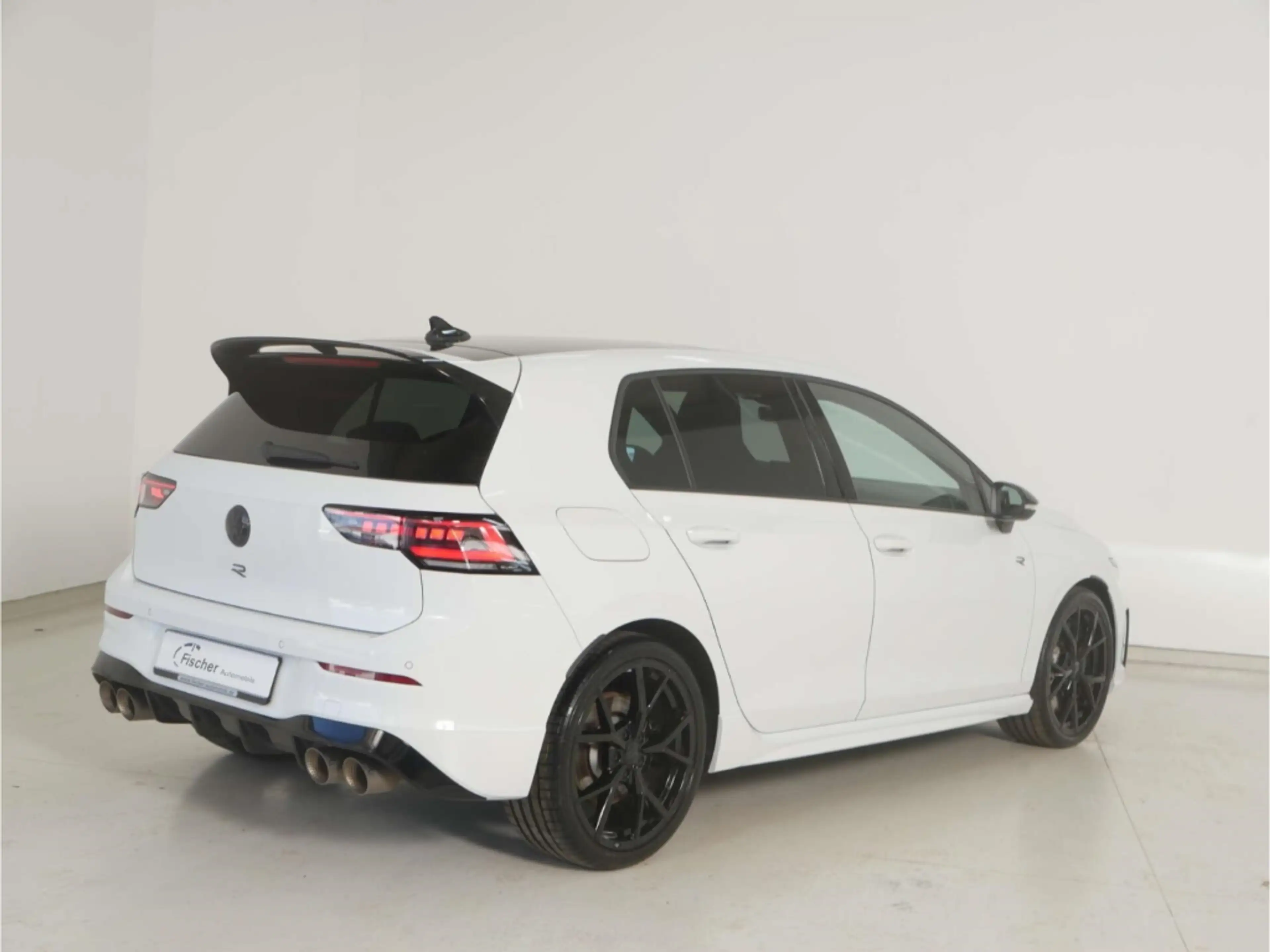 Volkswagen Golf R 2.0 TSI 4Motion Black Edition — photo 8