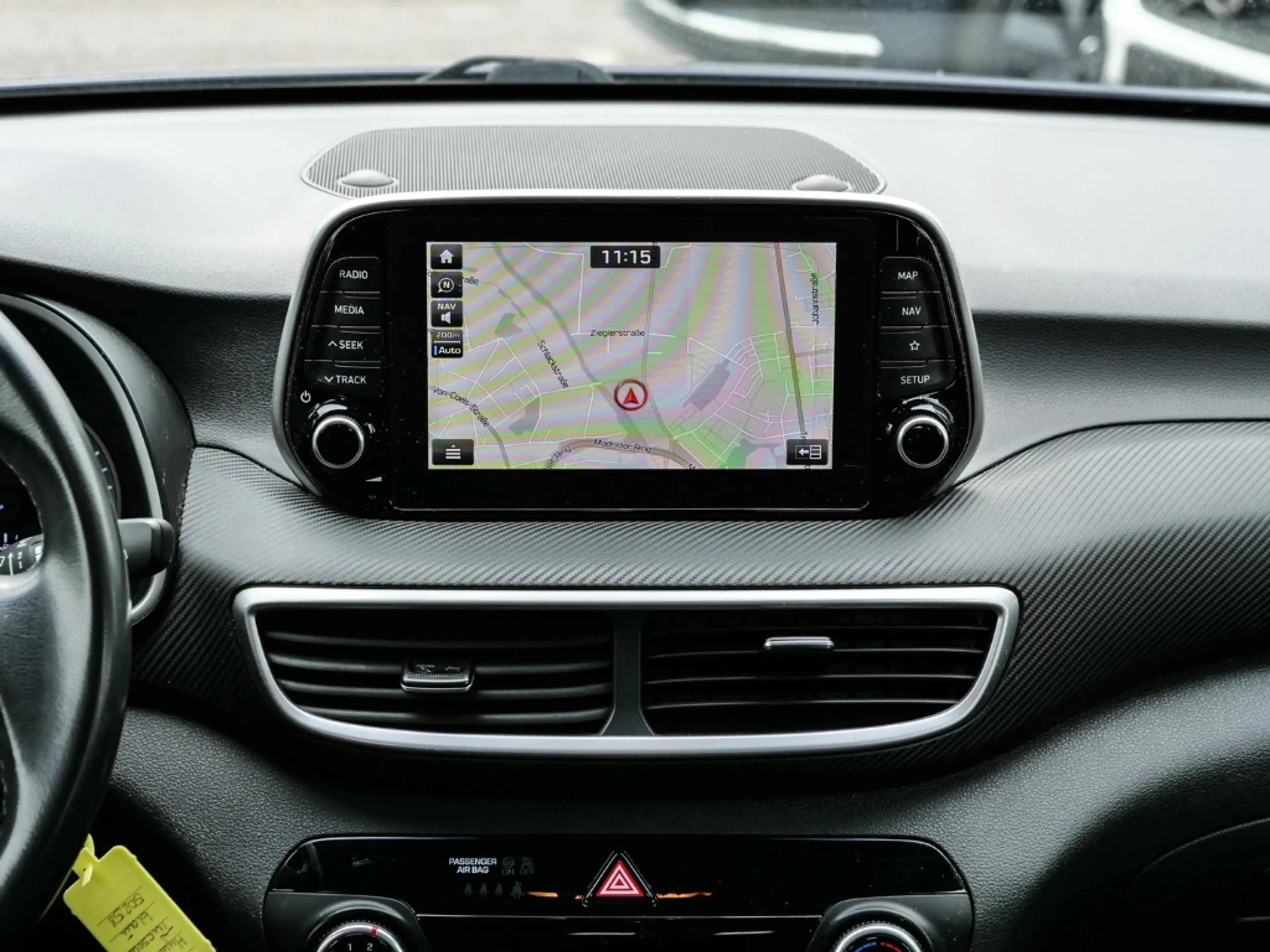 Hyundai TUCSON Select 2WD Apple CarPlay Android Auto Mehrzonenkli — photo 10