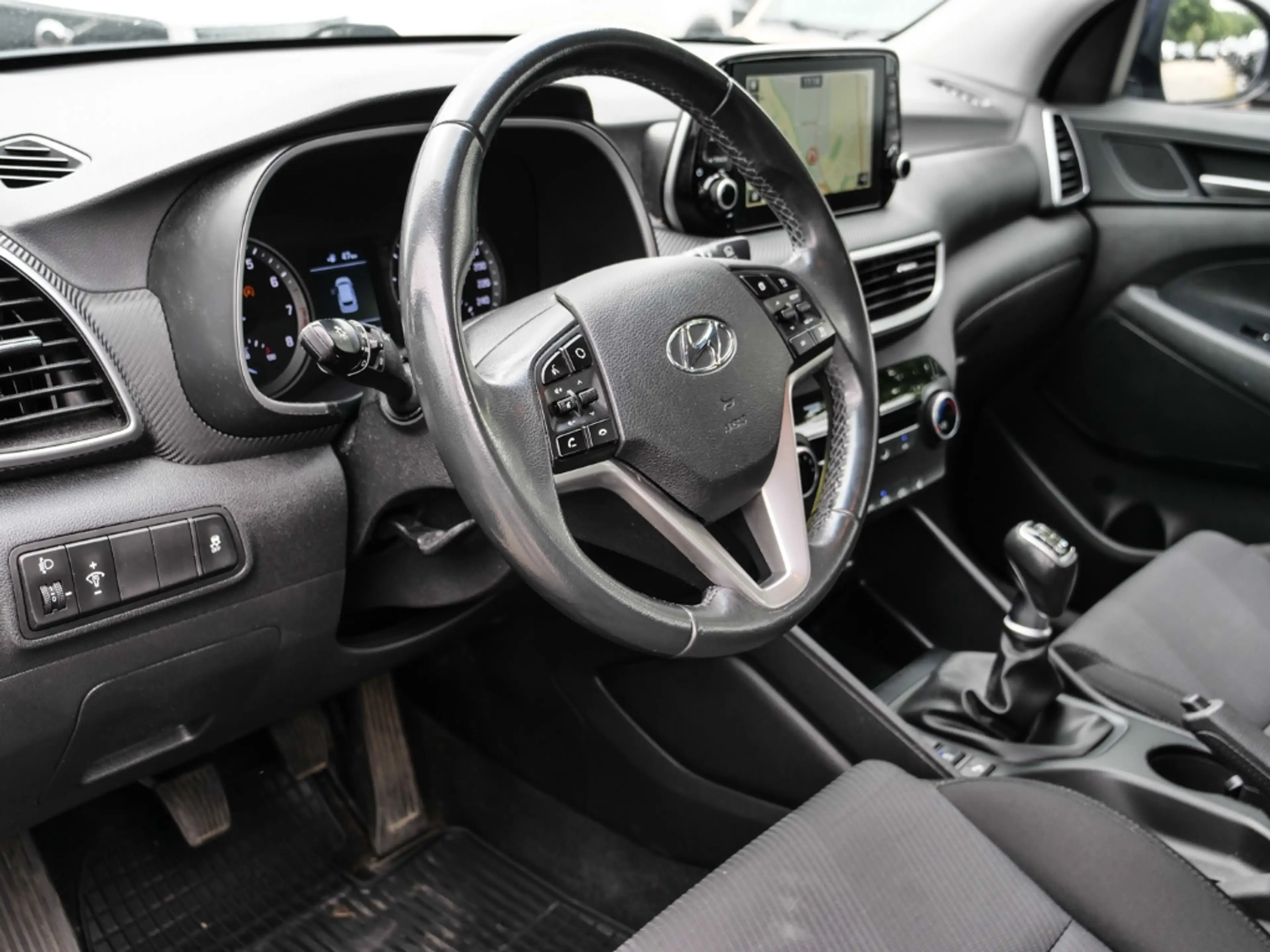 Hyundai TUCSON Select 2WD Apple CarPlay Android Auto Mehrzonenkli — photo 5