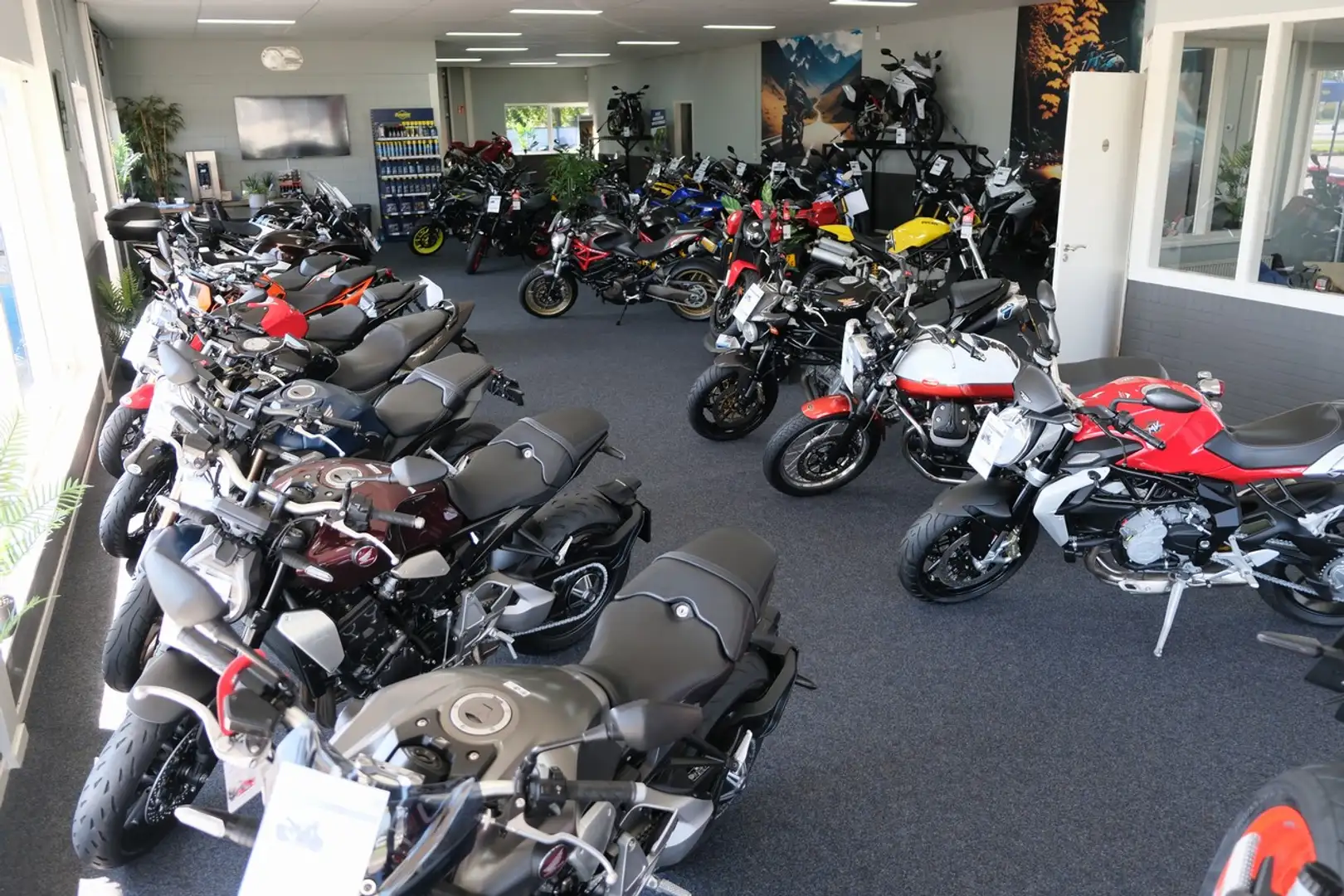 Honda CB 1000 R ABS Schwarz - 2