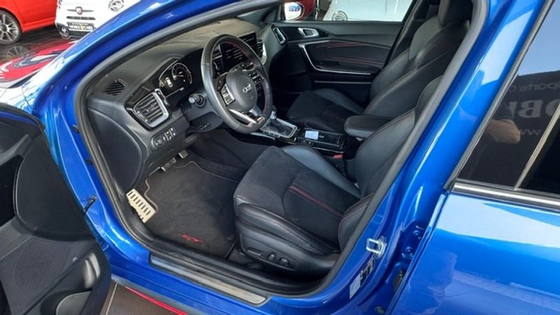 Kia ProCeed / pro_cee'd GT PANO KLIMA LED NAVI SHZ — photo 11