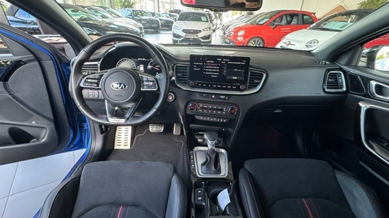 Kia ProCeed / pro_cee'd GT PANO KLIMA LED NAVI SHZ — photo 13