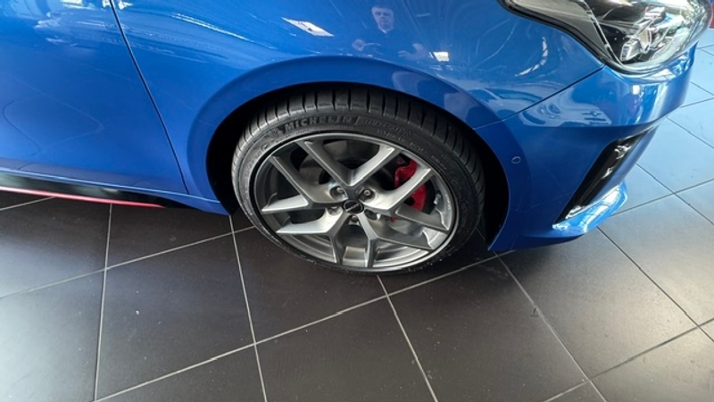 Kia ProCeed / pro_cee'd GT PANO KLIMA LED NAVI SHZ — photo 9