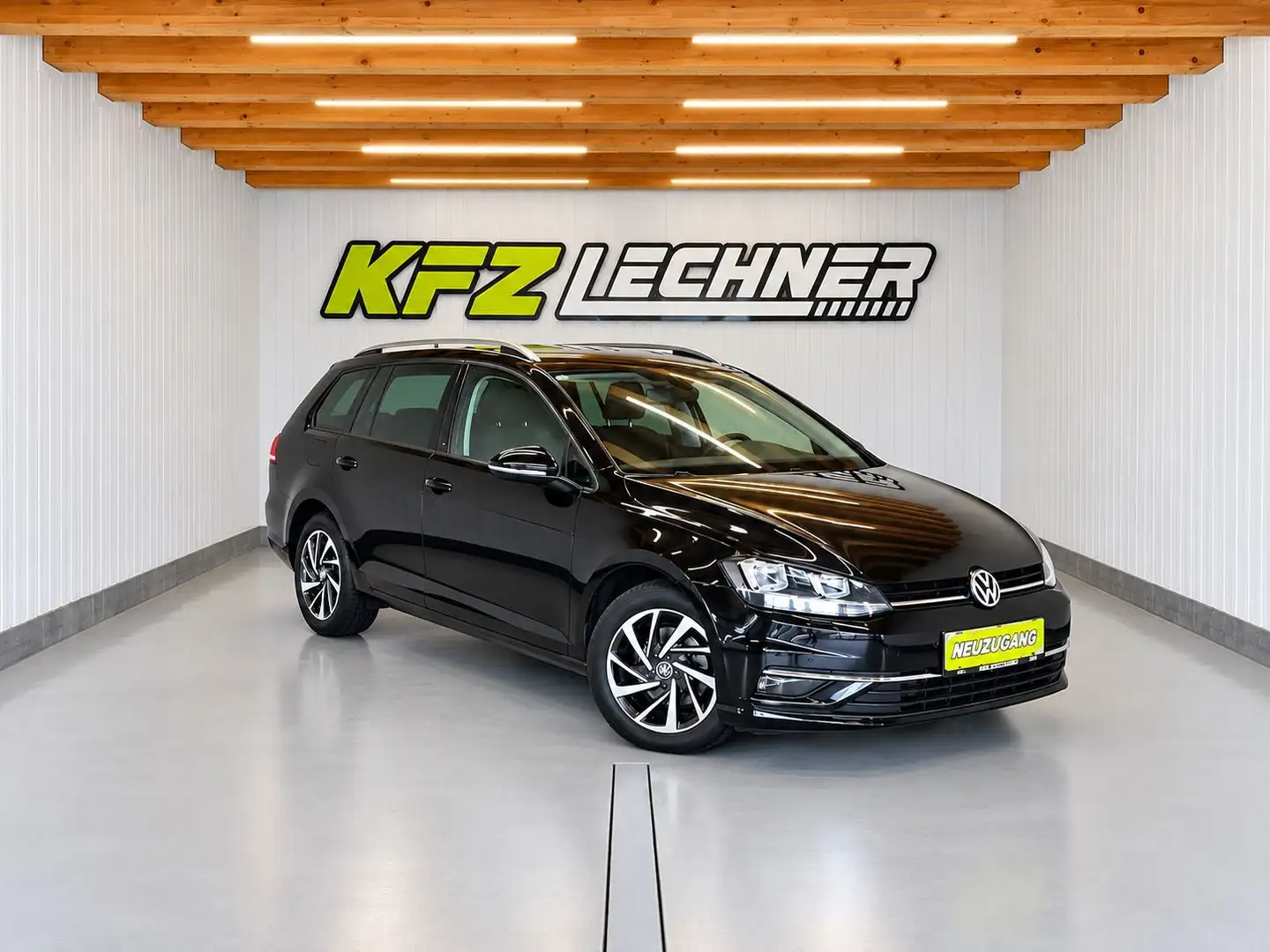 Volkswagen Golf Variant 1.6 TDI "Sound" AHK*NAVI*SITZH Schwarz - 1