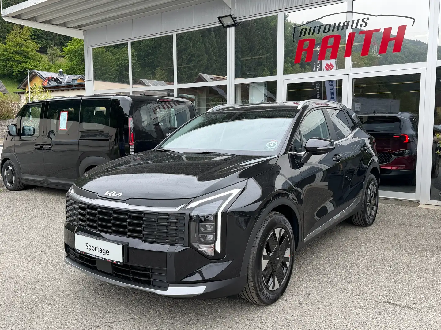 Kia Sportage Sportage 1,6 TGDI Silber 6MT Schwarz - 1