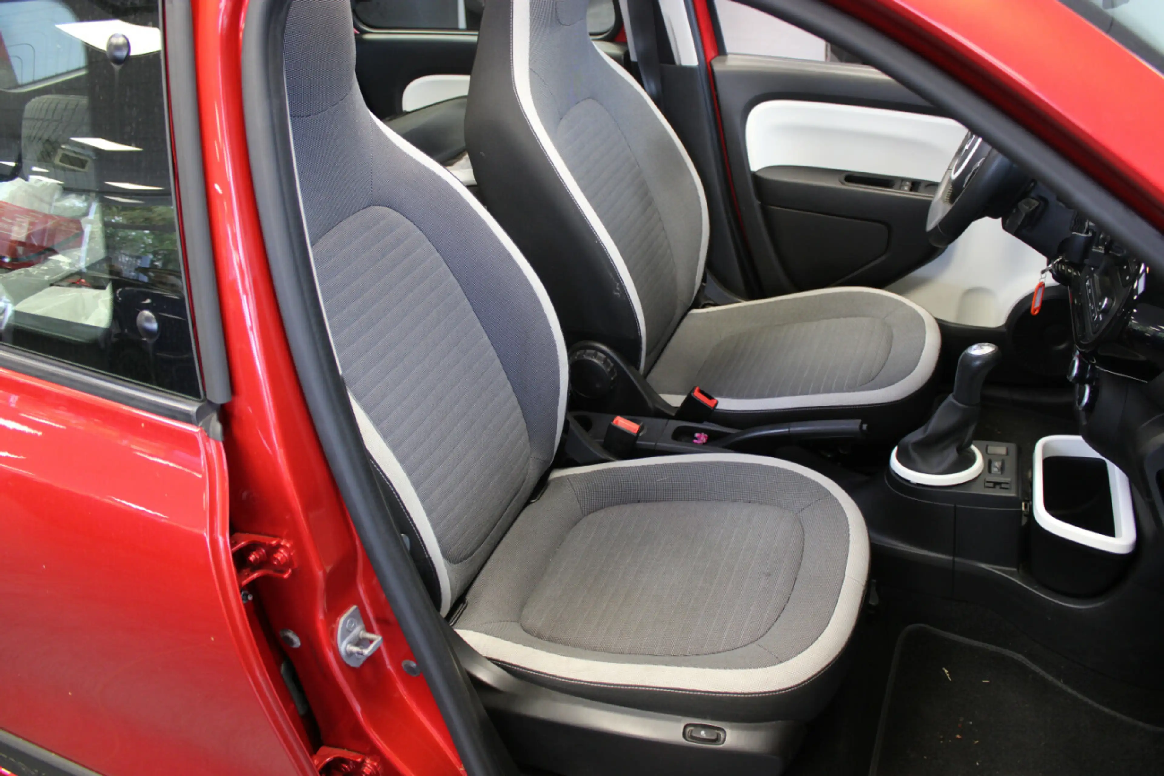 Renault Twingo SCe 70 LIMITED - Faltschiebedach - — photo 11