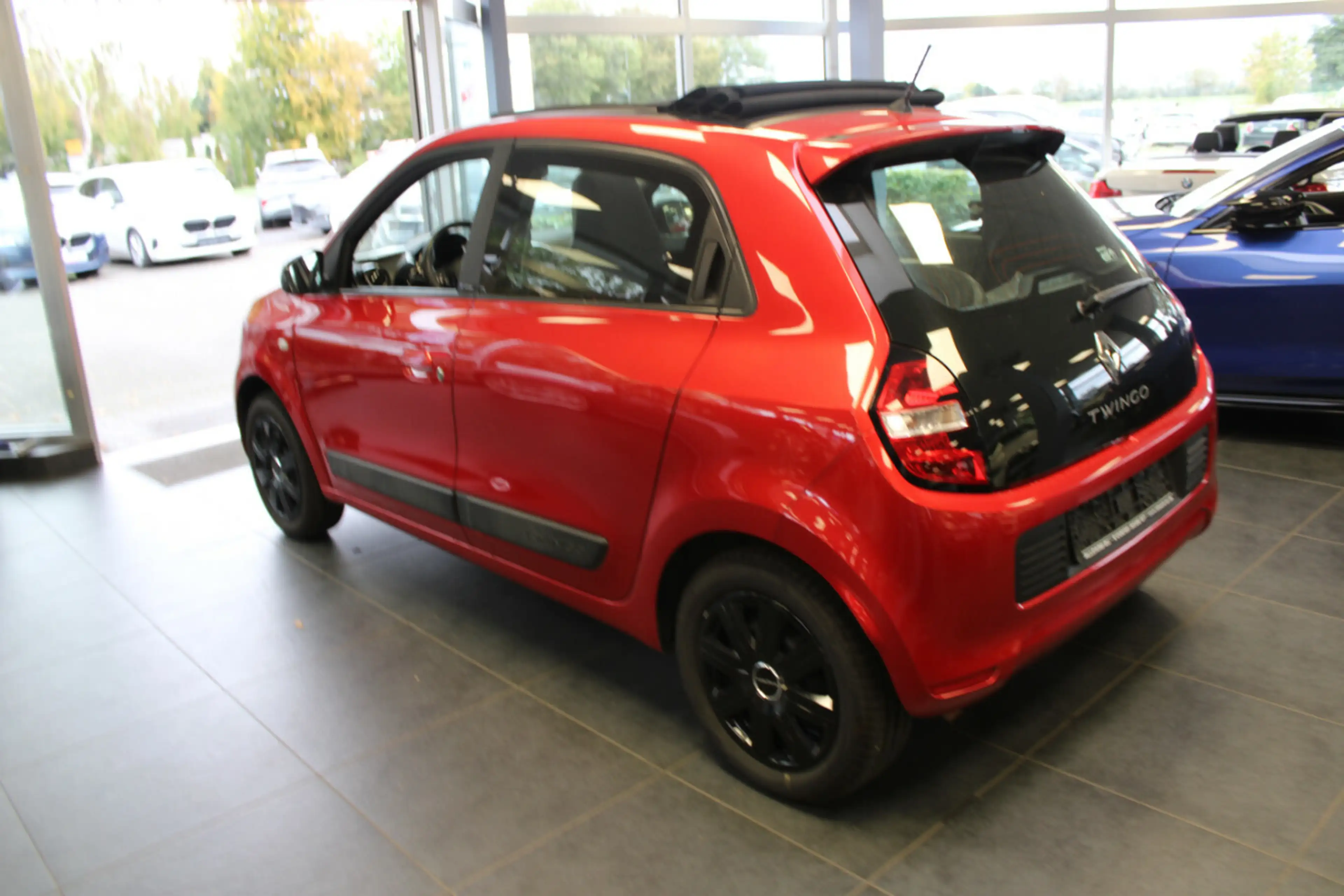 Renault Twingo SCe 70 LIMITED - Faltschiebedach - — photo 4