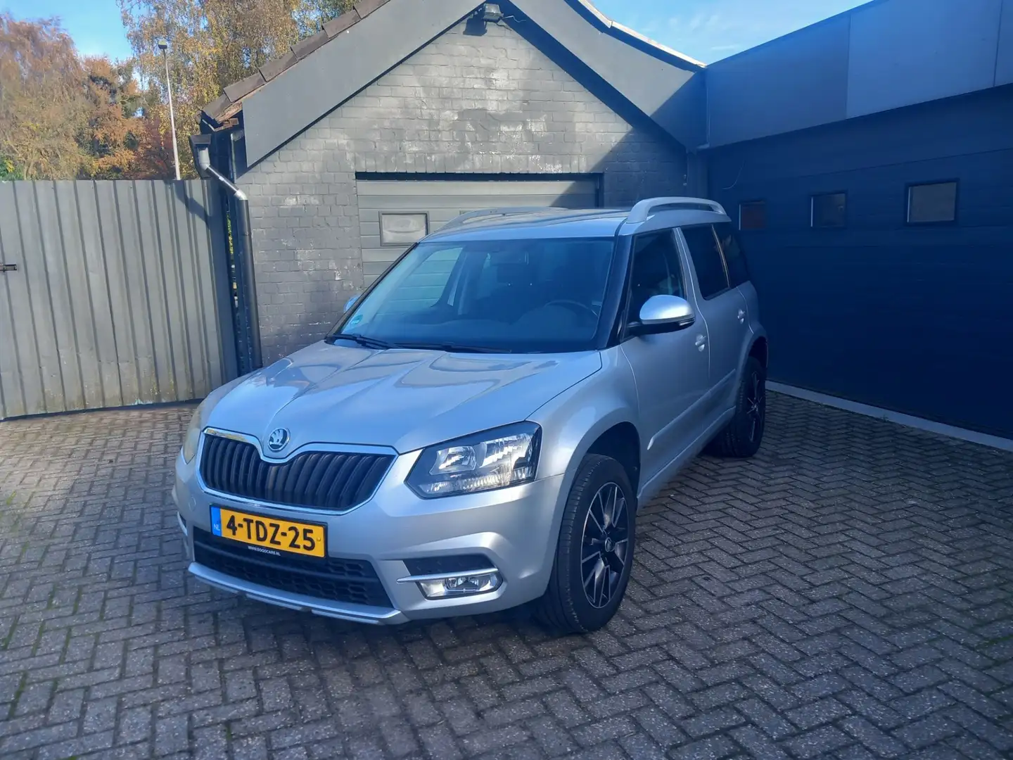 Skoda Yeti 1.2 TSI Ambition,Cruise control,Parking system,Cli Gris - 1