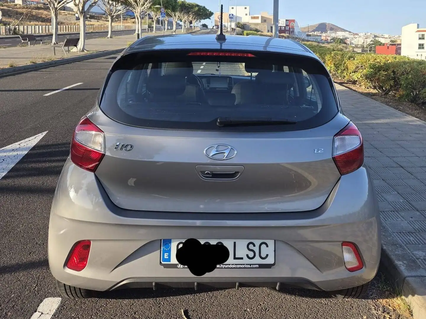Hyundai i10 i10 1.2 MPI Tecno 2C Tecno 2C Gris - 2