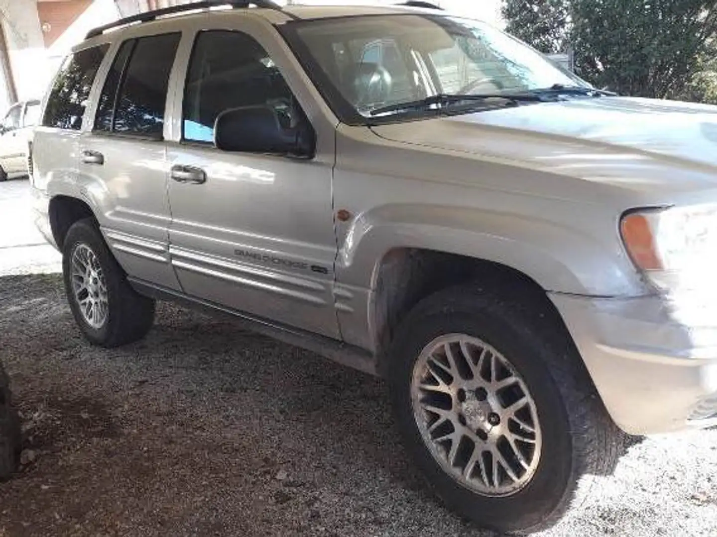 Jeep Grand Cherokee - 2